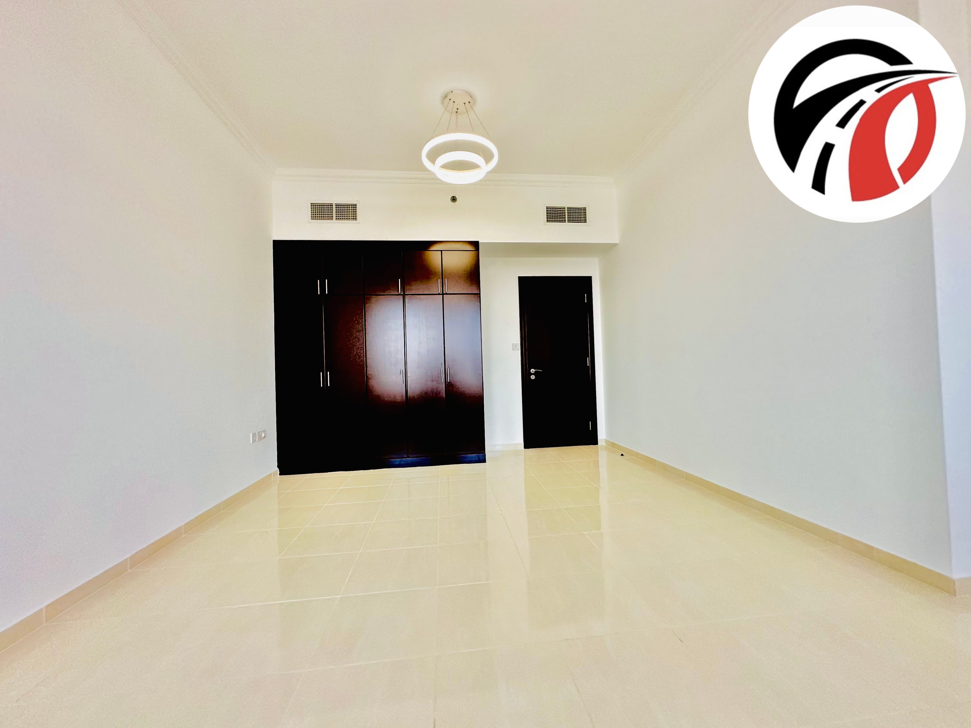 Chiller Free Huge 2bhk with maid room available 90k