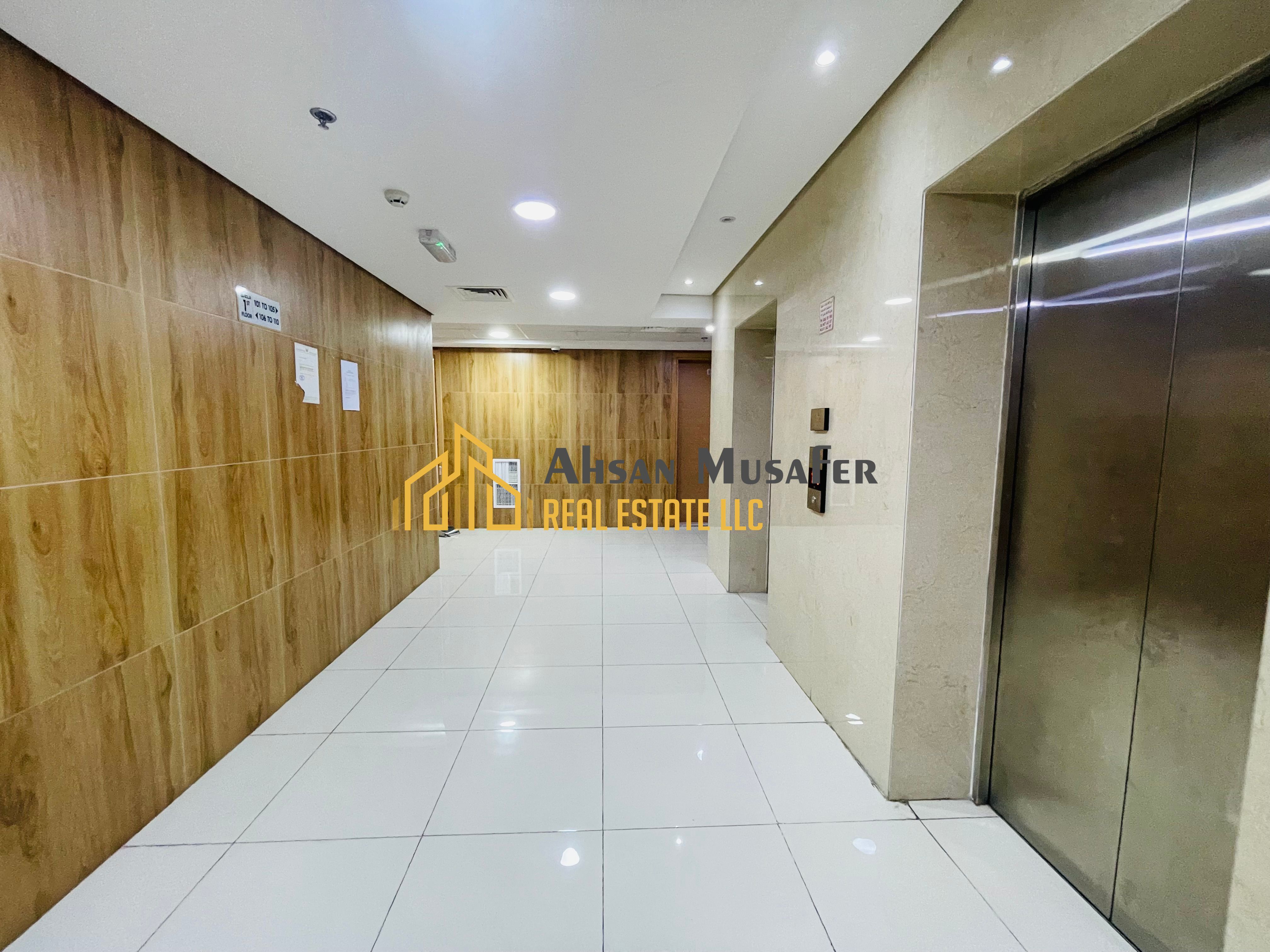 BRIGHT AND SHINE 2BHK APARTMENT || PARKING FREE || 3 WASHROOMS || SCHOOL AREA ||