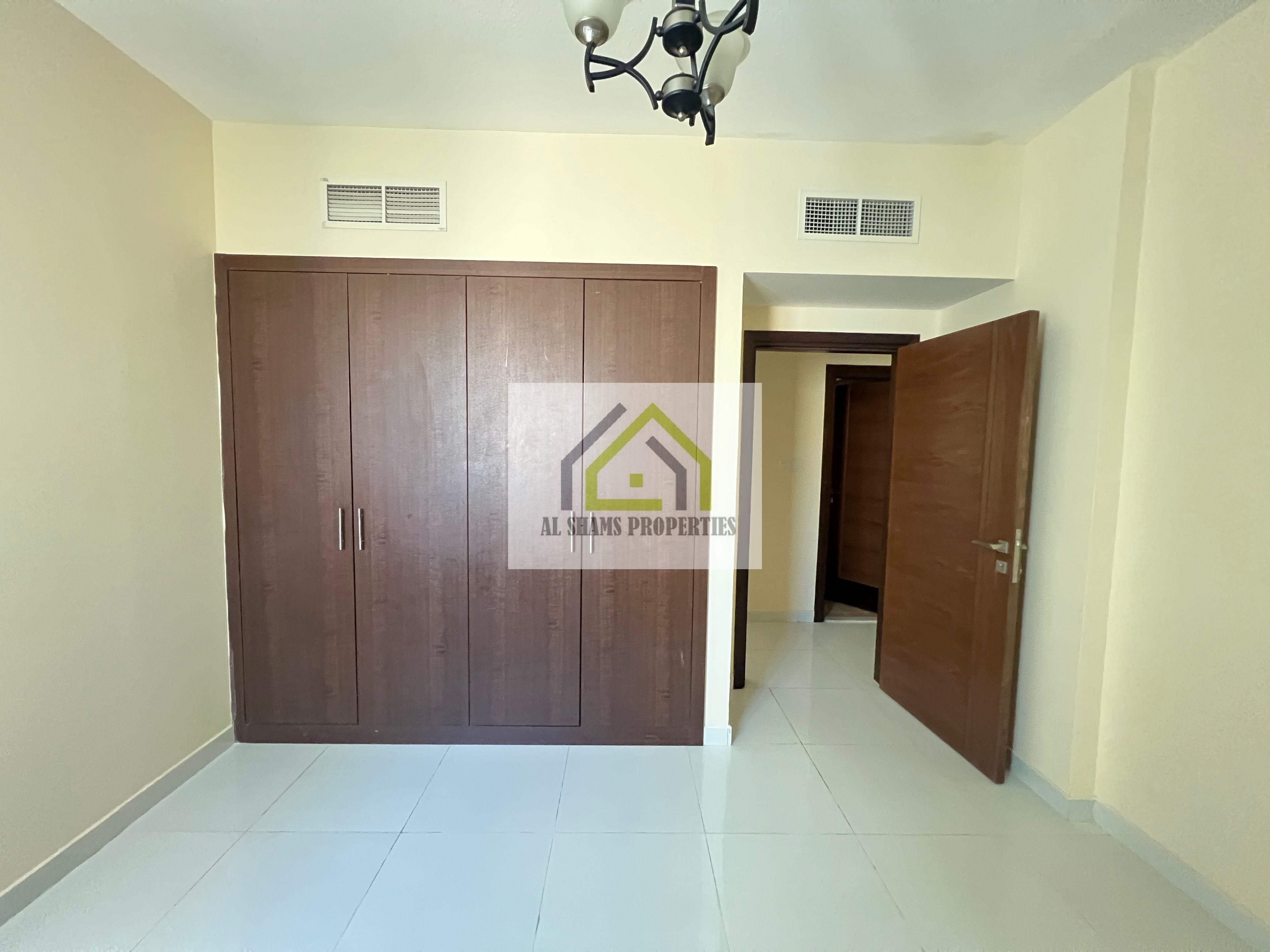 Upgraded 2bhk with Wardrobe parking Premium Location