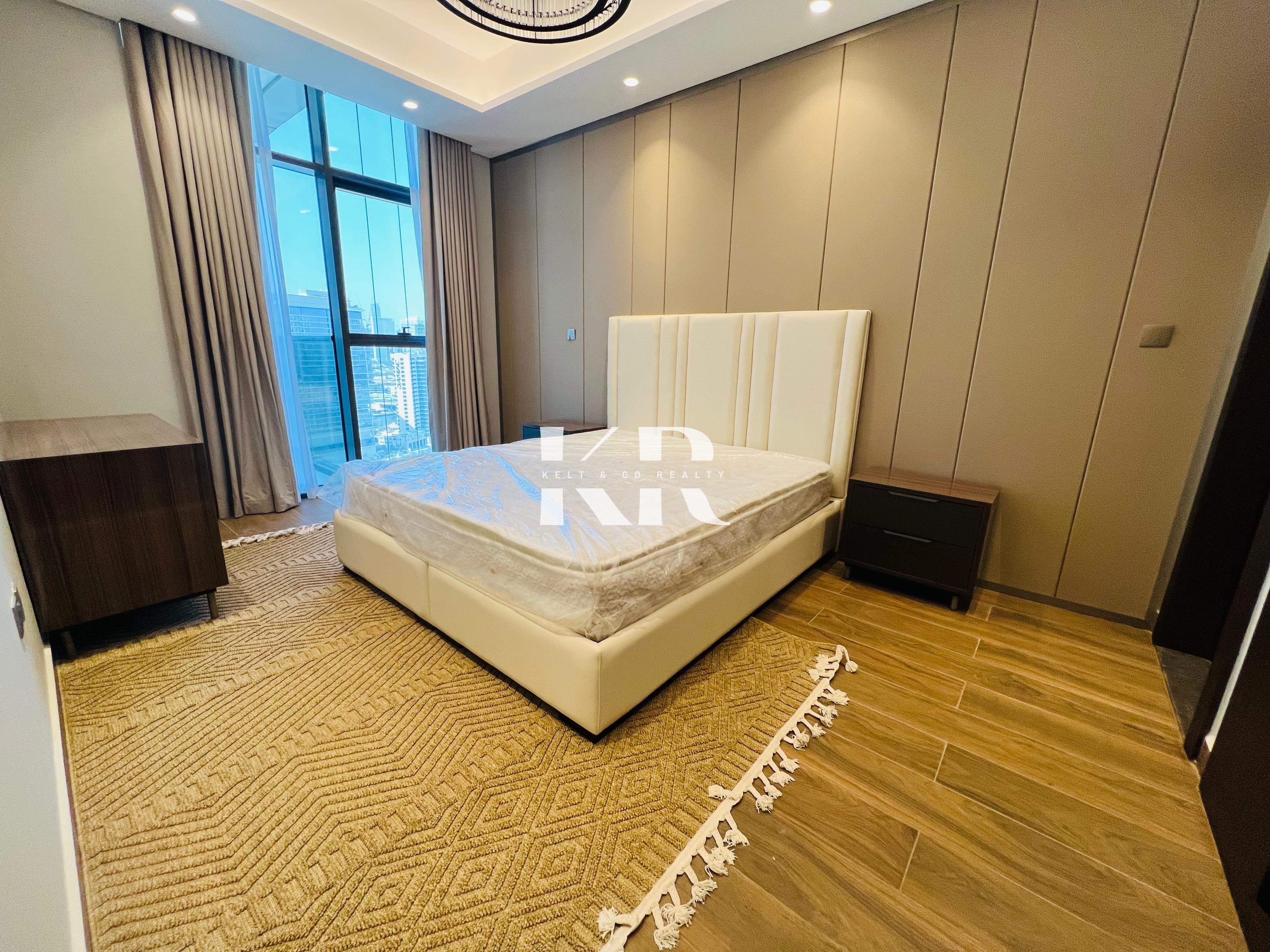 High Floor | Bigger Layout | Community View