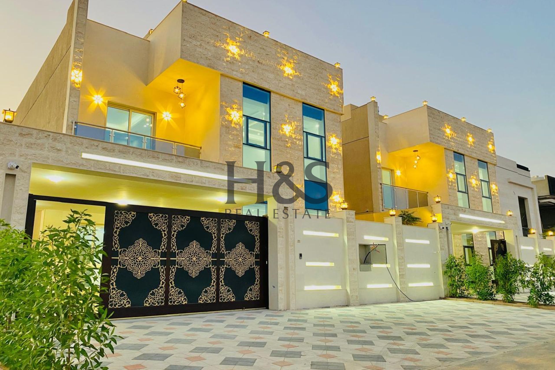 Brand New 5 Master Bedroom Villa for Rent | Majlis + Balcony