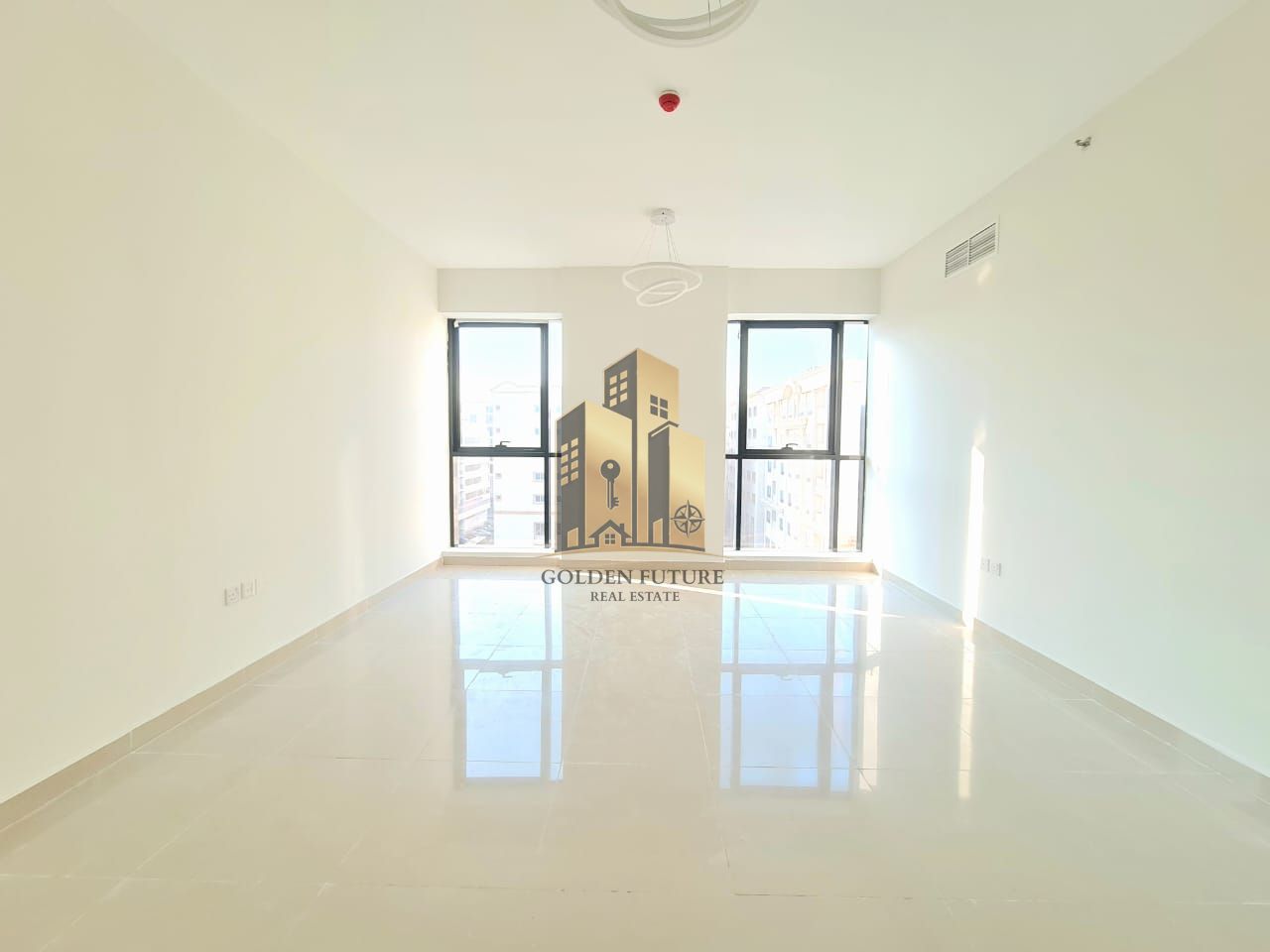 6 CHEQUE PAYMENT ~ NO DEPOSIT ~ BALCONY ~ WARDROBE ~ PARKING