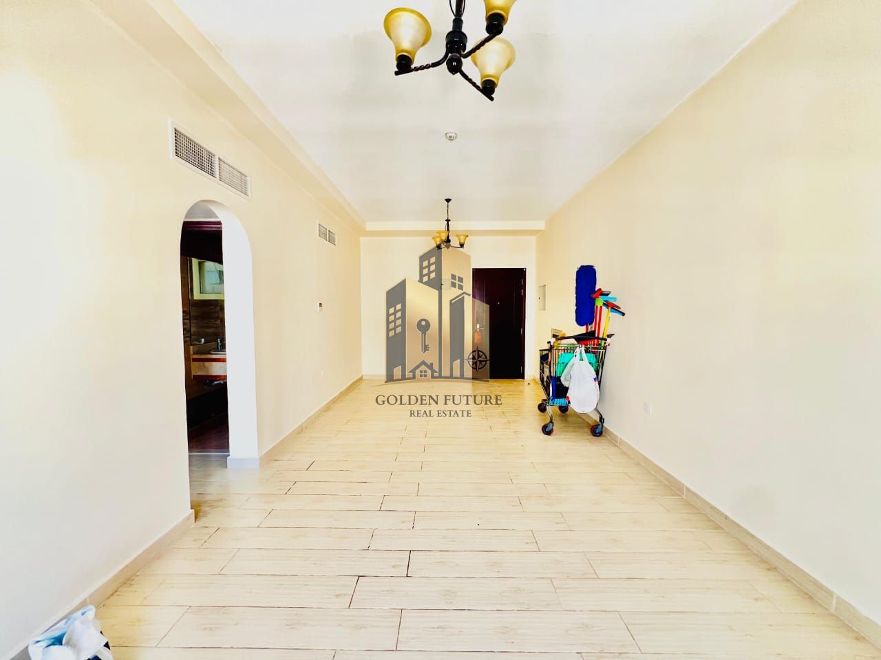 6 CHEQUE PAYMENT ~ NO DEPOSIT ~ WARDROBE ~ COVERED PARKING