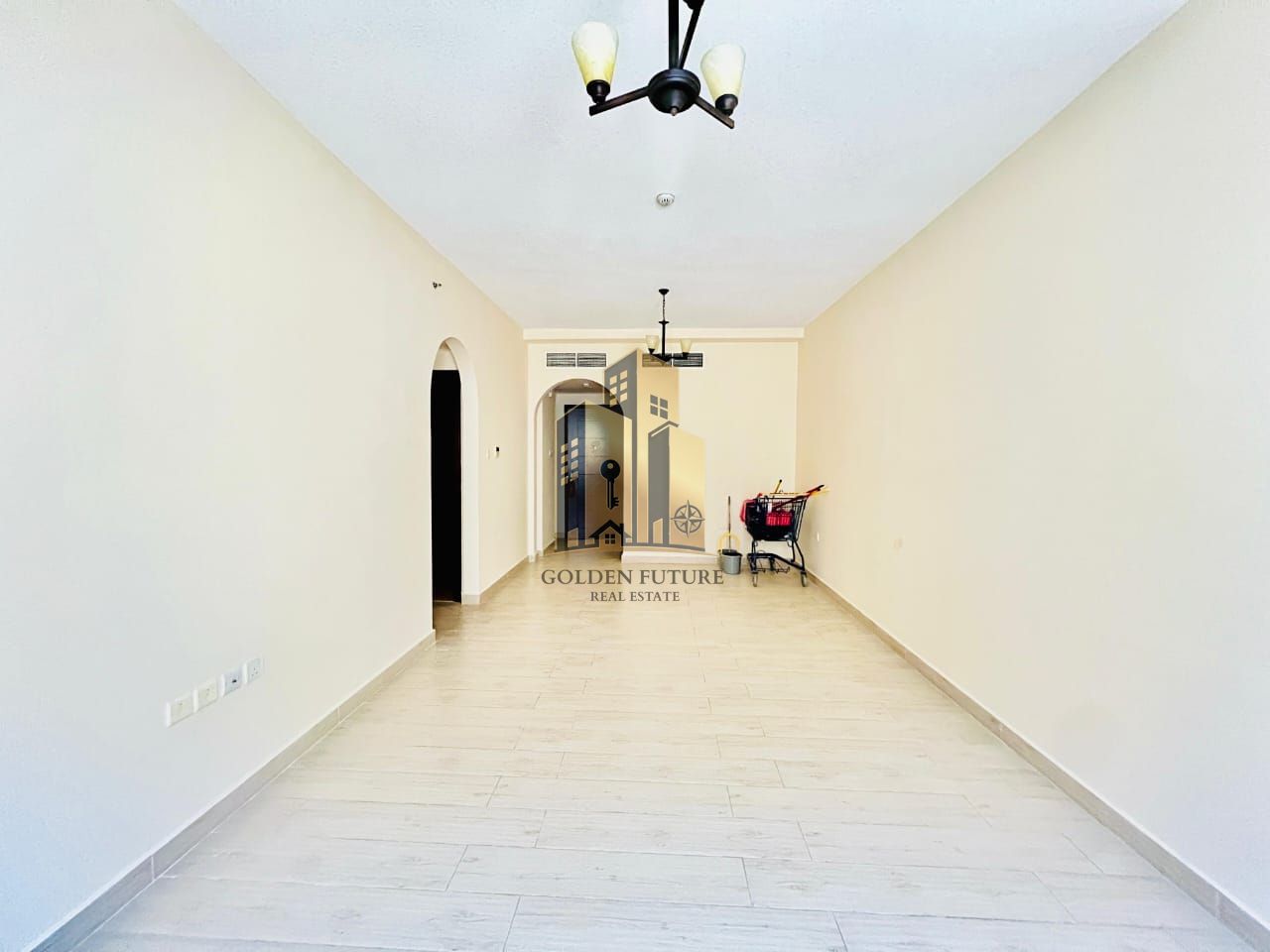 6 CHEQUE PAYMENT ~ NO DEPOSIT ~ WOODEN FLOOR ~ WARDROBE ~ PARKING
