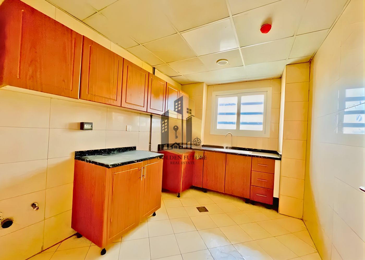 6 CHEQUE PAYMENT ~ NO CASH DEPOSIT ~ BALCONY ~ BUDGET OFFER
