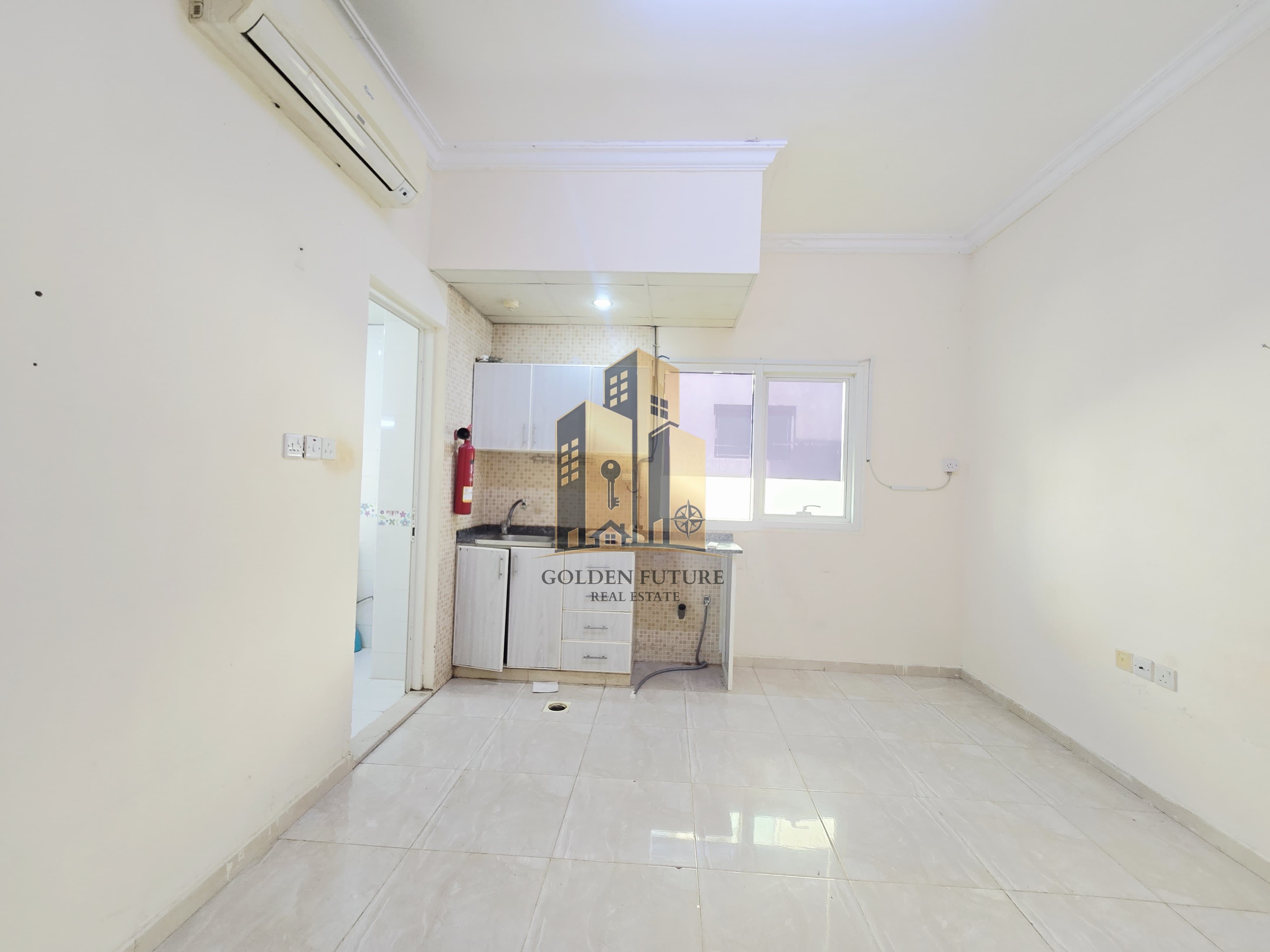 Low budget studio apartment no deposit cash /lavish and specious//only for faimly