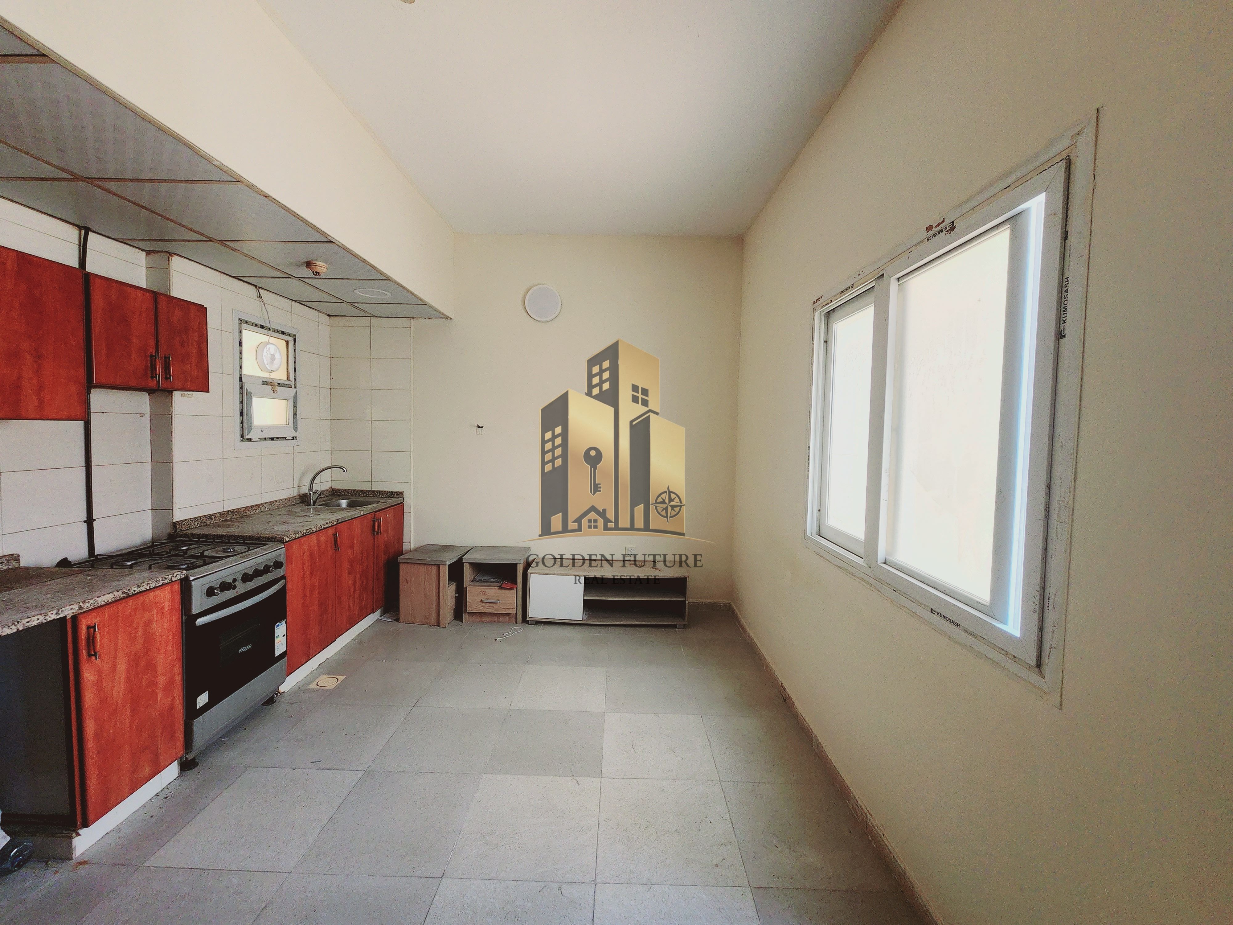NO DEPOSIT OFFER LAVISH AND SPECIOUS STUDIO READY TO MOVE MAINTENANCE FREE WELL DESIGN