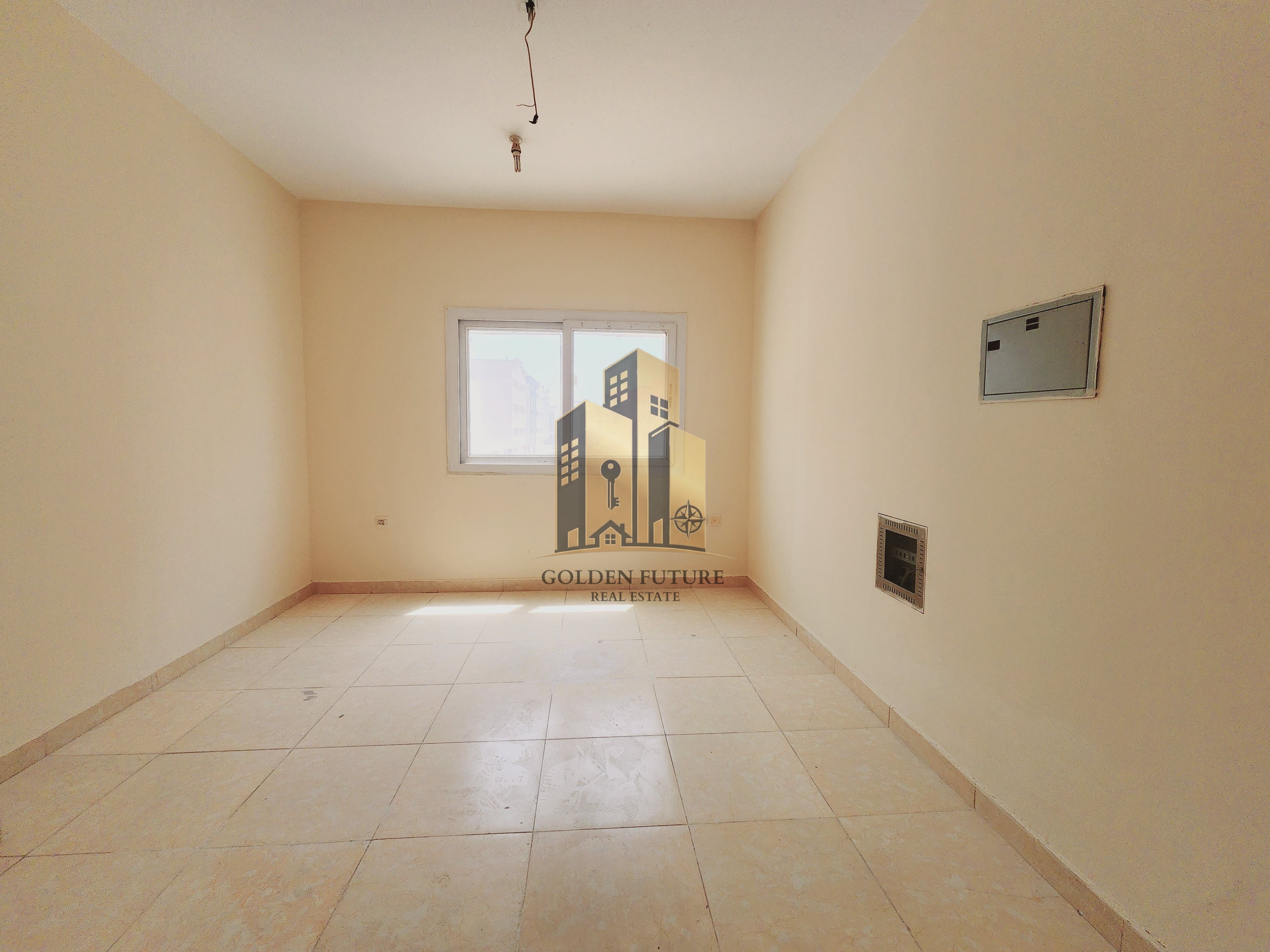 OFFER OF THE DAY LAVISH AND SPECIOUS STUDIO READY TO MOVE MAINTENANCE FREE WELL DESIGN ONLY FOR FAMILY