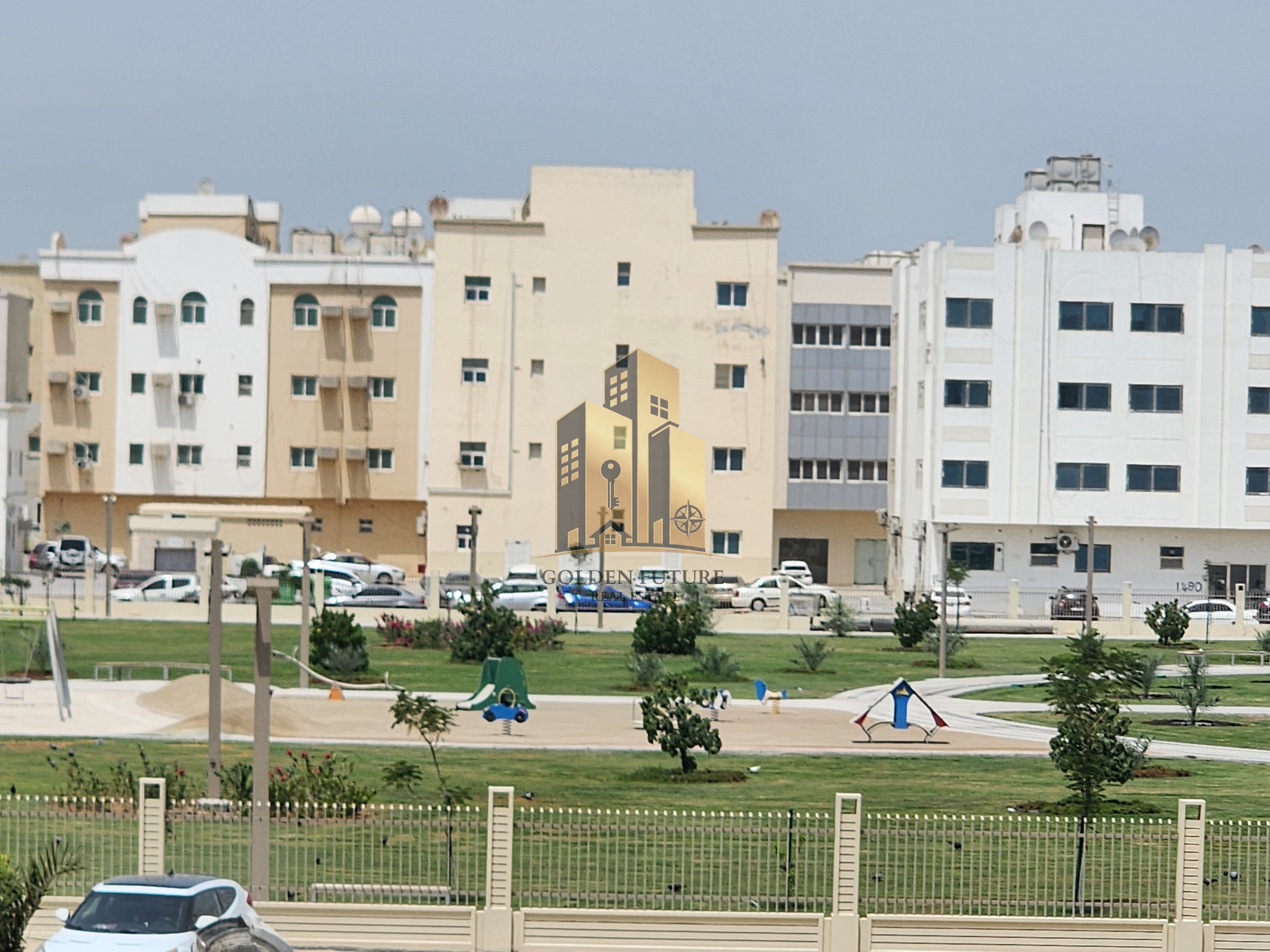 LAVISH AND SPECIOUS 1BHK READY TO MOVE MAINTENANCE FREE FREE SAND PARKING NO CASH DEPOSIT