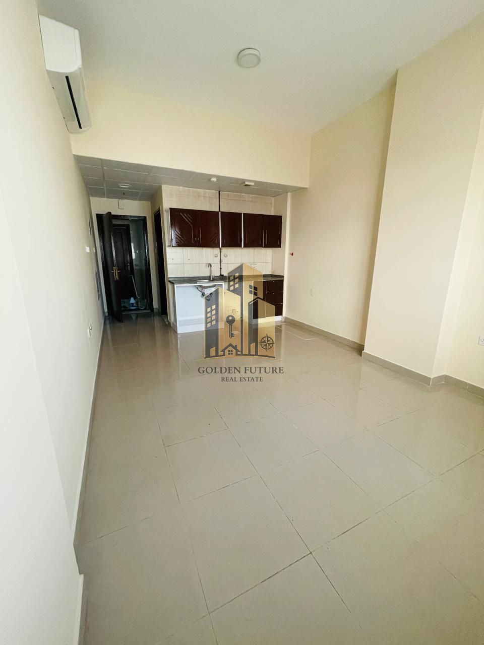 NO DEPOSIT CLOSE TO SAFARI MALL AND LULU STUDIO READY TO MOVE (FREE SAND PARKING)