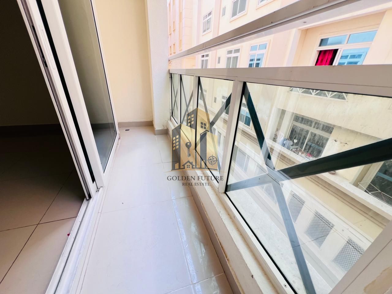 NO COMMISSION OFFER 3BHK WITH MADE ROOM WARDROBE BALCONY ONLY 70K(WITH PARKING)