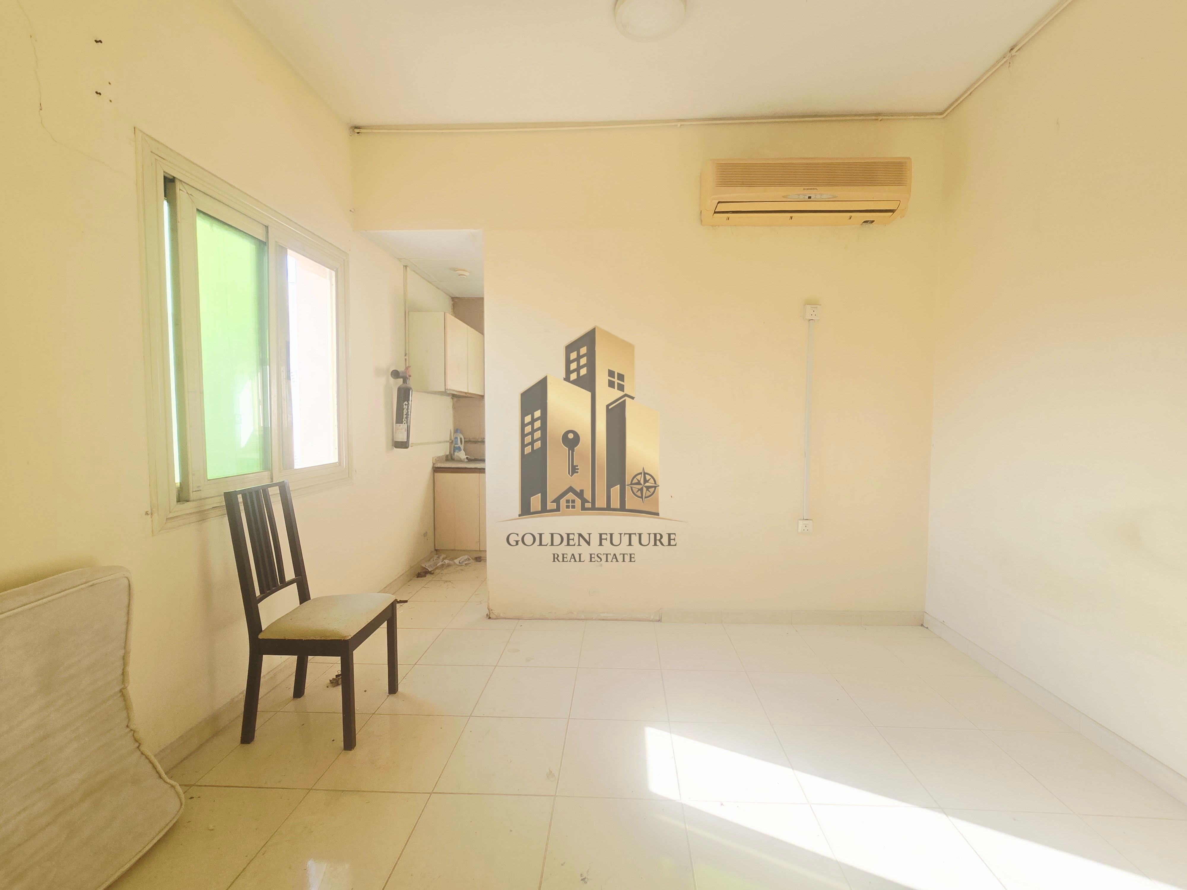 NO DEPOSIT NEAR OLD MUWAILEH PARK CLOSE KITCHEN STUDIO ONLY FOR FAMILY