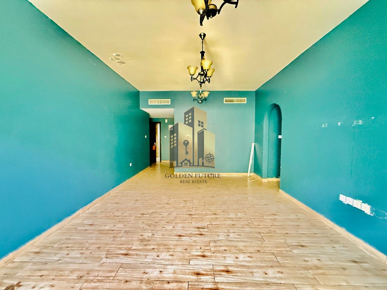 6 CHEQUE PAYMENT ~ NO DEPOSIT ~ BALCONY ~ WARDROBE ~ PARKING