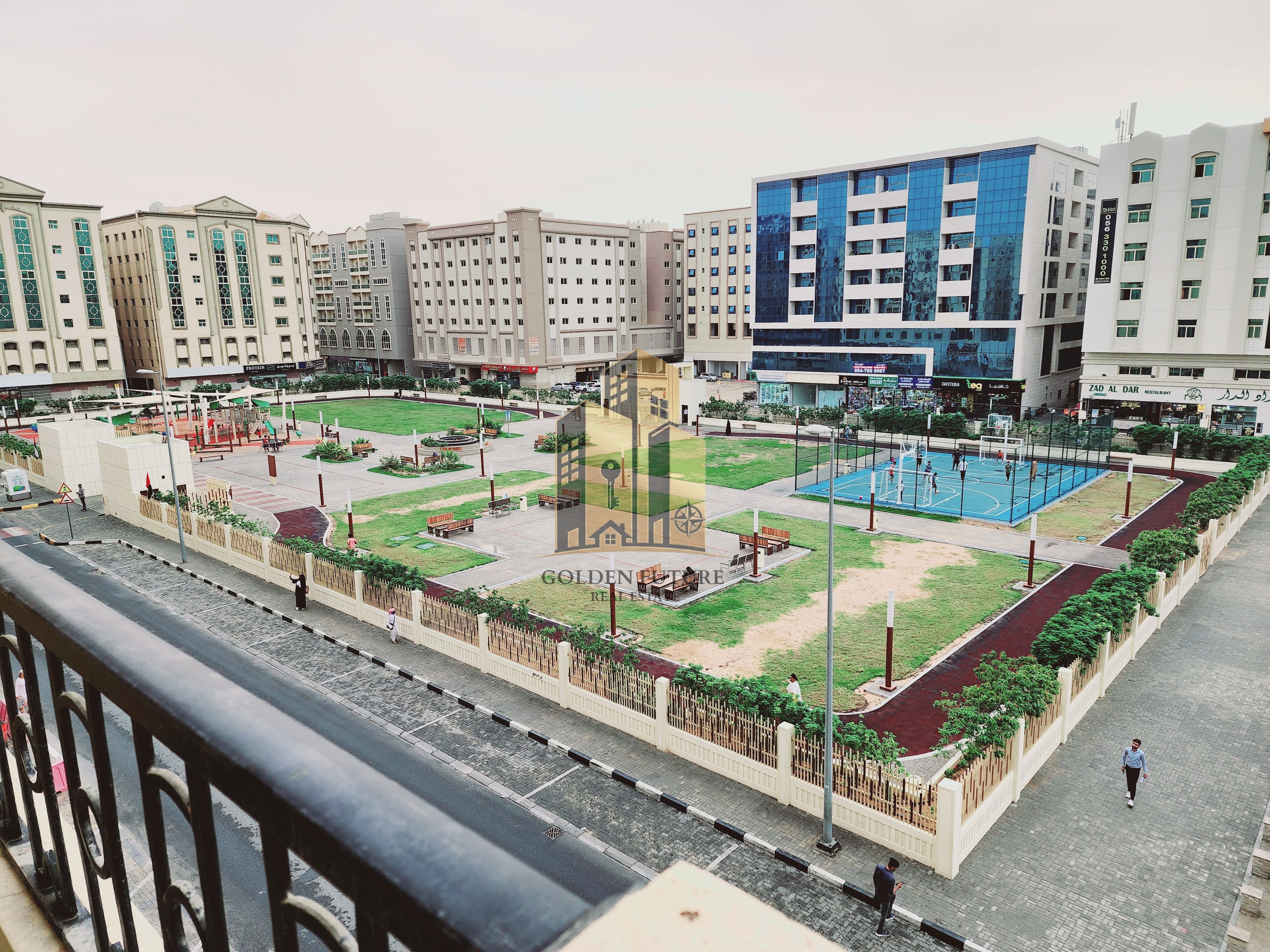 Deal of the day | gorgeous 3-Br | with park view | ready to move | reasonable price