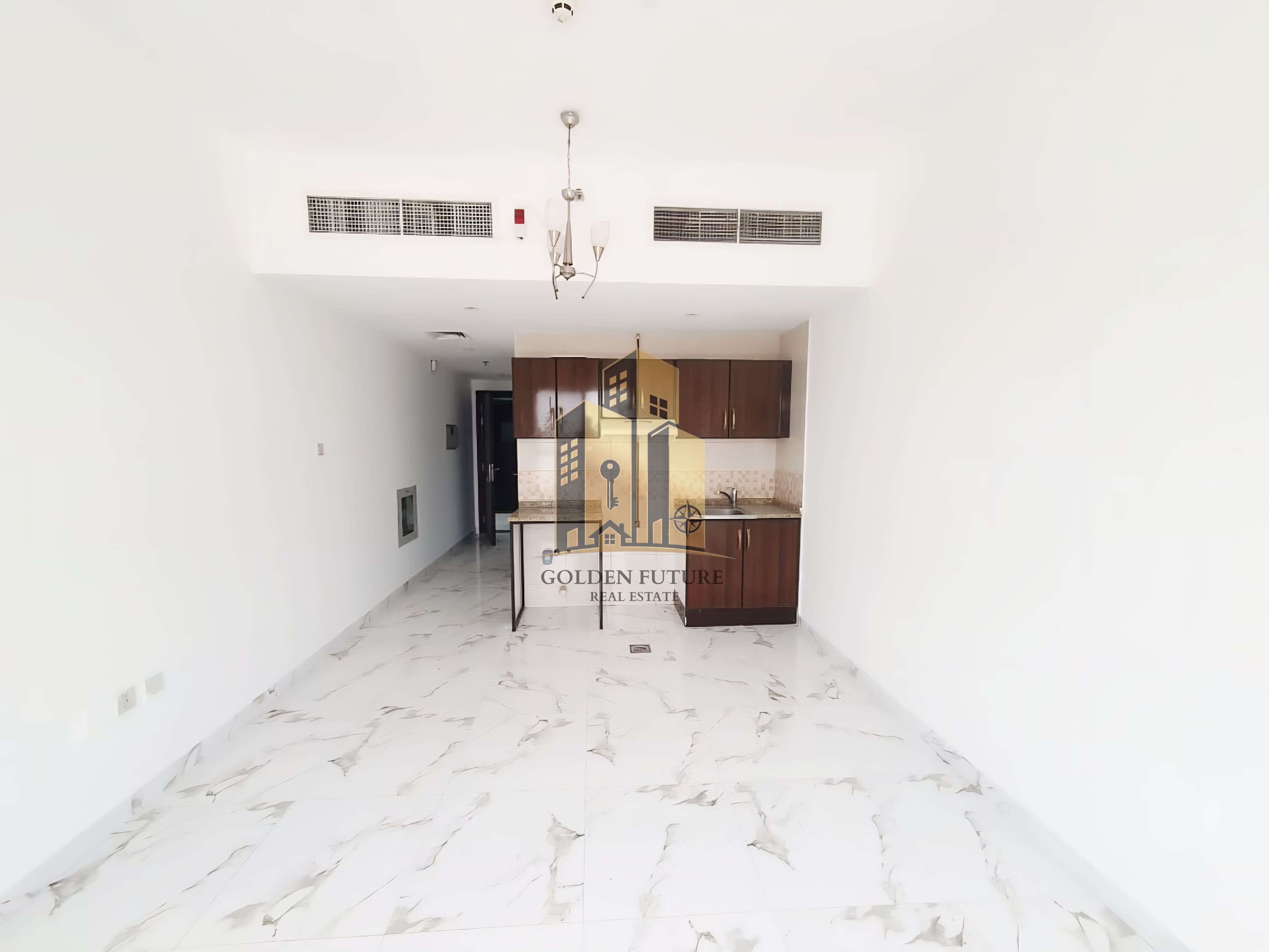 6 CHEQUES PAYMENT ~ FAMILY RESIDENCE ~ SPECIOUS STUDIO ~ COVERED PARKING