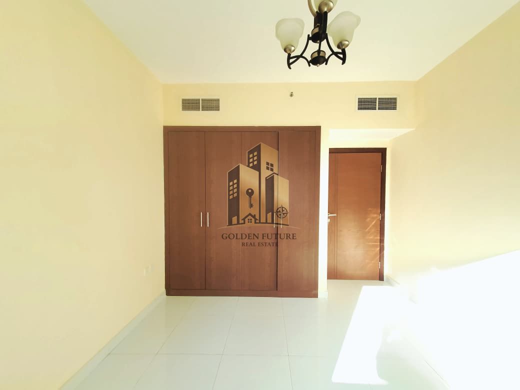 5% Commission Only ~ Balcony ~ 2 Full Washrooms ~ Covered Parking