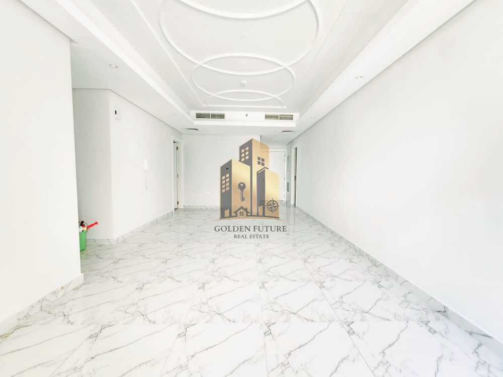 6 CHEQUES PAYMENT ~ 15 DAYS FREE ~ MASTER ROOM ~ COVERED PARKING