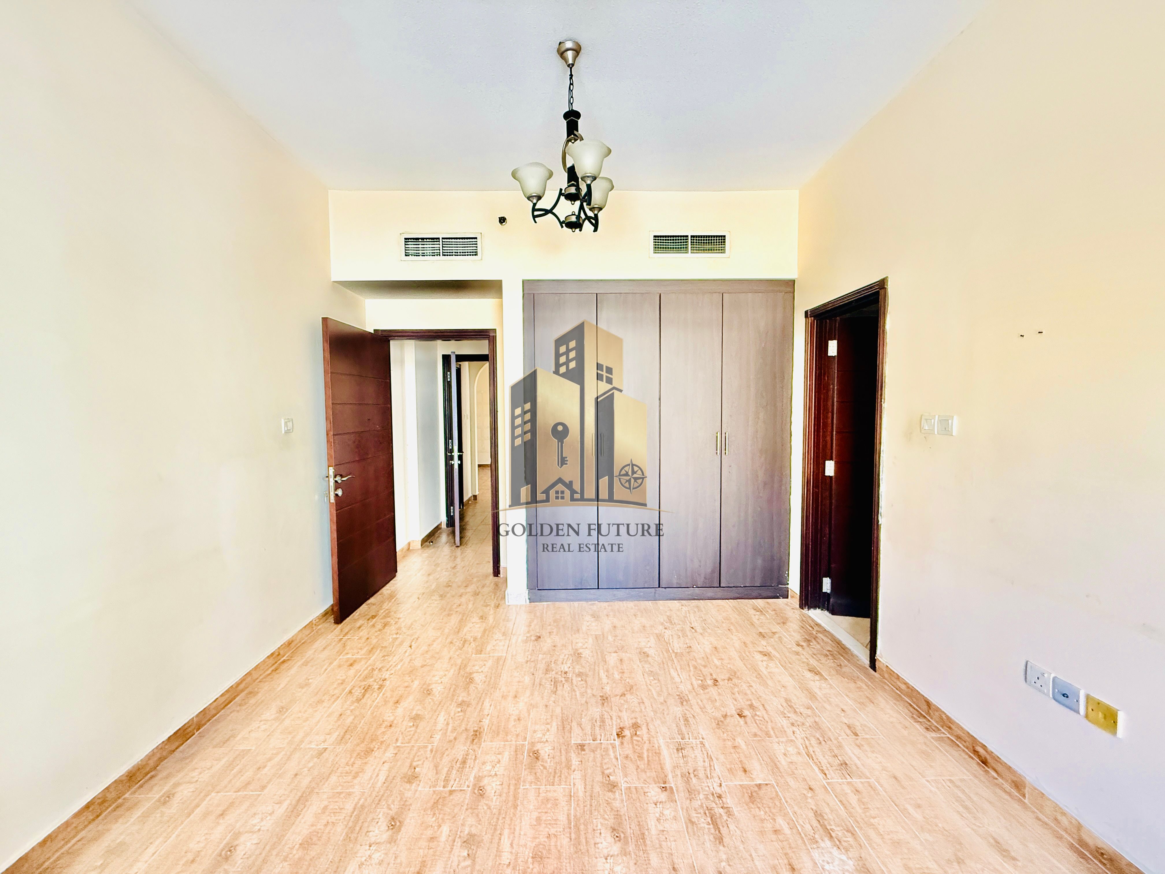 Deal of the day | Amazing 2-br flat | with wooden floor | balcony | open view