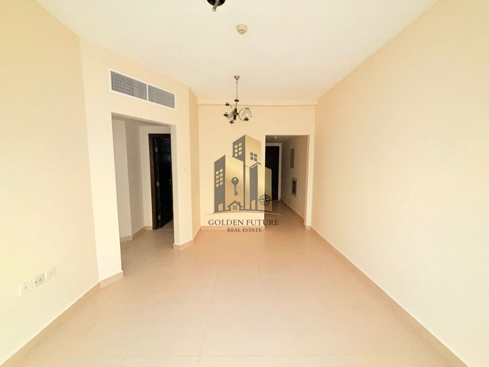 6 or 12 CHEQUES PAYMENT ~ WARDROBE ~ MASTER ROOM ~ COVERED PARKING