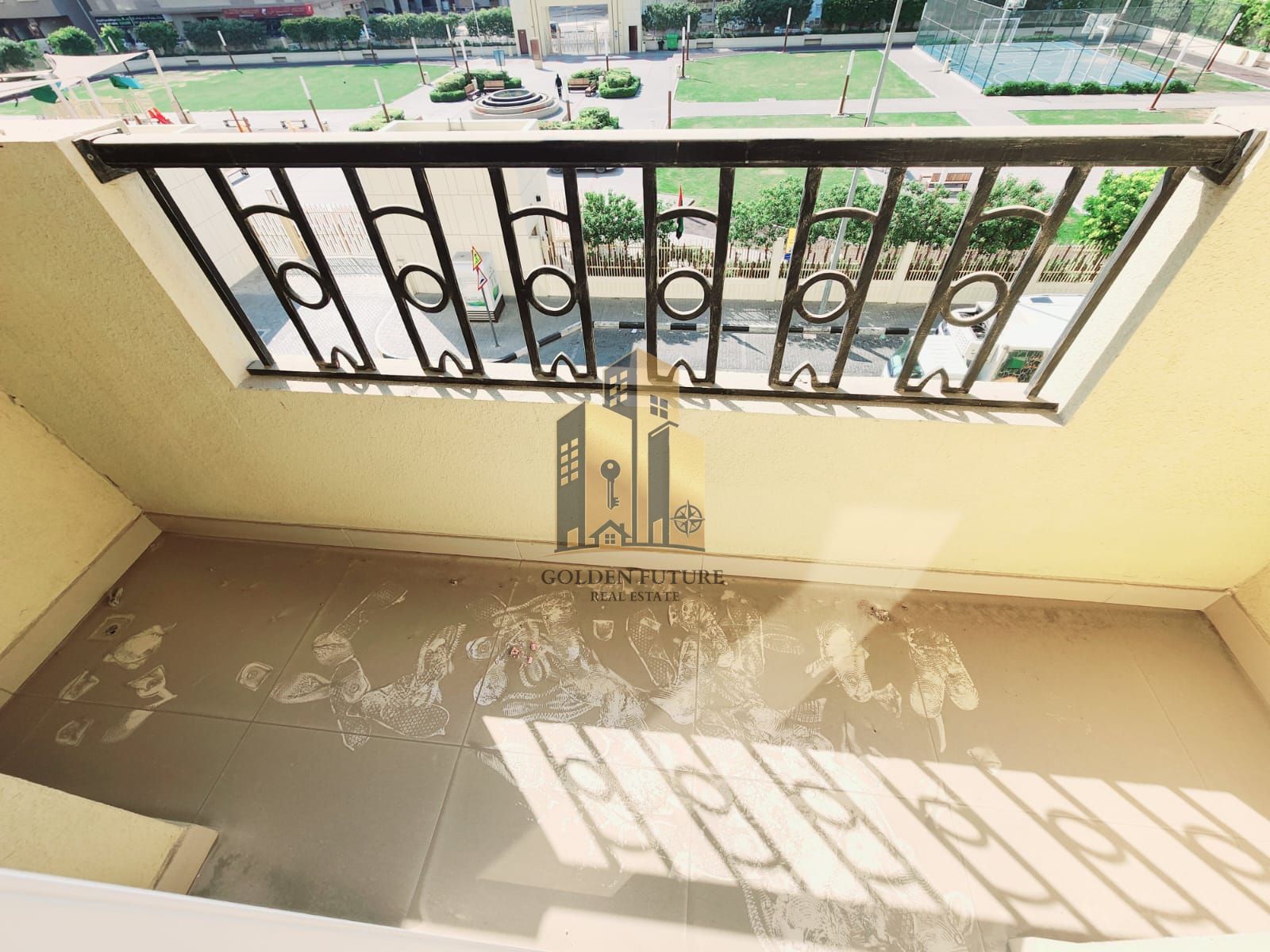 Modern Touch Prime Location 3BHK for Rent Fully Ventilated 3BHK on Rent Short & Attractive Comfortable 3BHK on Rent Ready to Move 3BHK Affordable with open view balcony