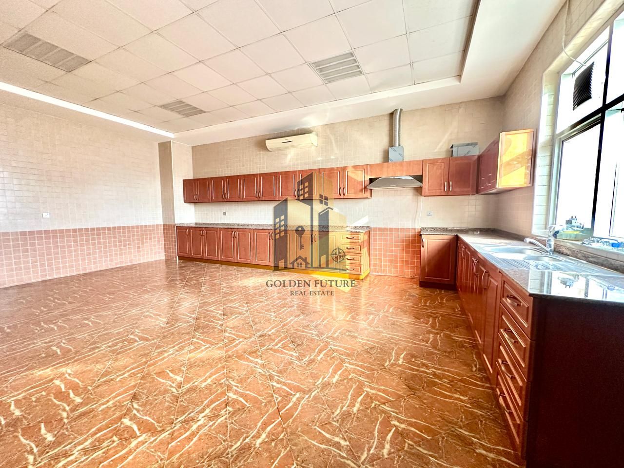 SPACIOUS 4 BED ROOMS VILLA | ONE MONTH FREE | MAID ROOM | DESIGNER BUILT