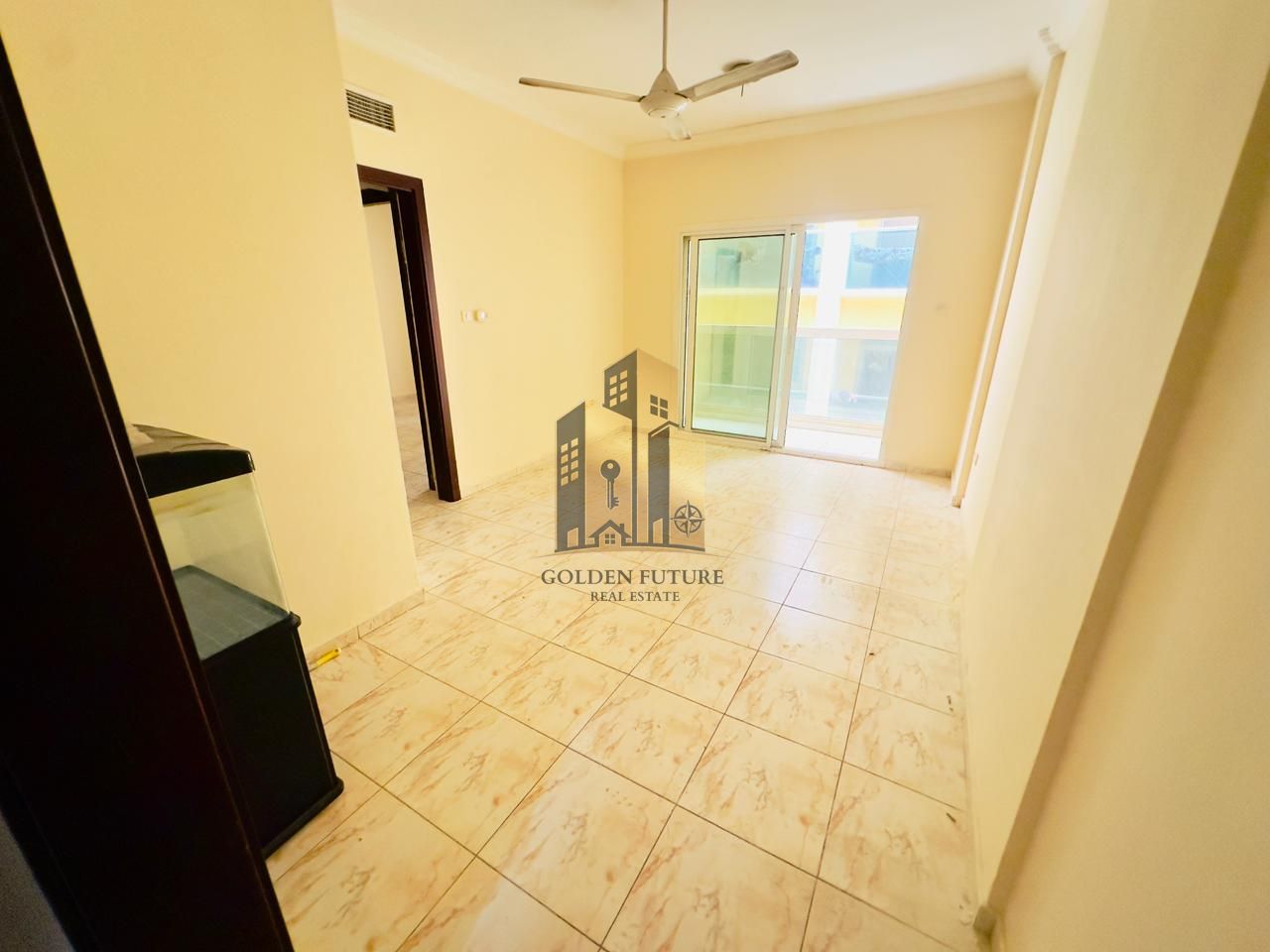 1 BHK WITH BALCONY AND PARKING -15 DAYS FREE