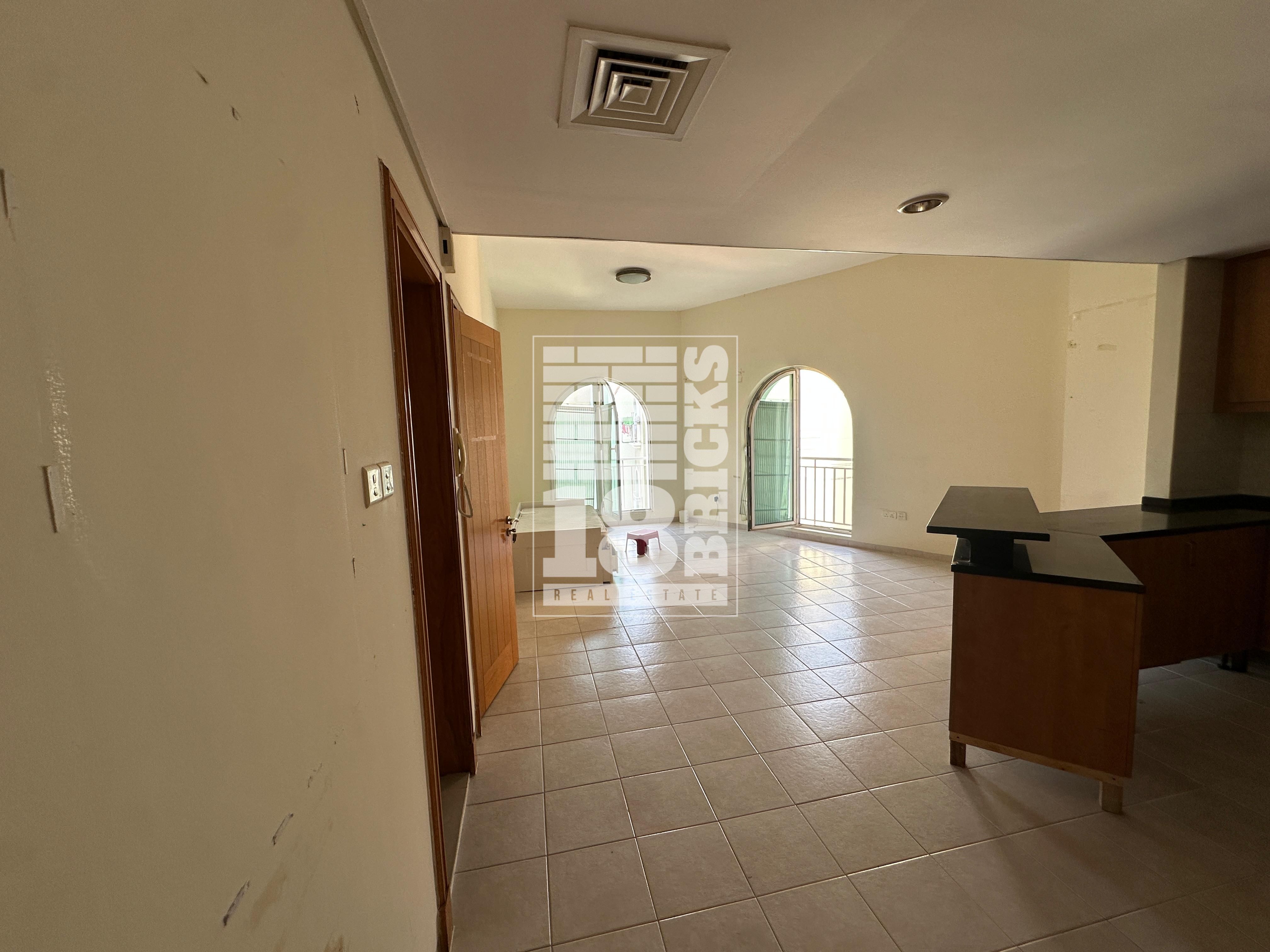 1 Bed +Store | No balcony | Near metro