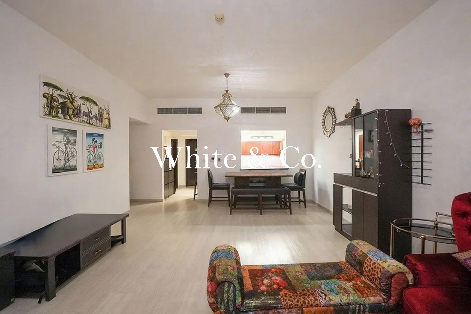 Fully Furnished | Upgraded | Metro Close