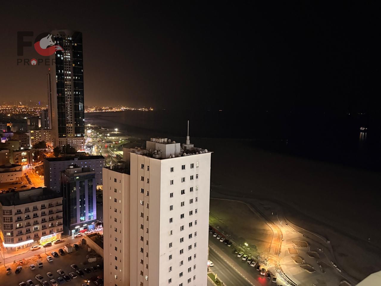 One bedroom apartment for rent with a balcony and open sea view