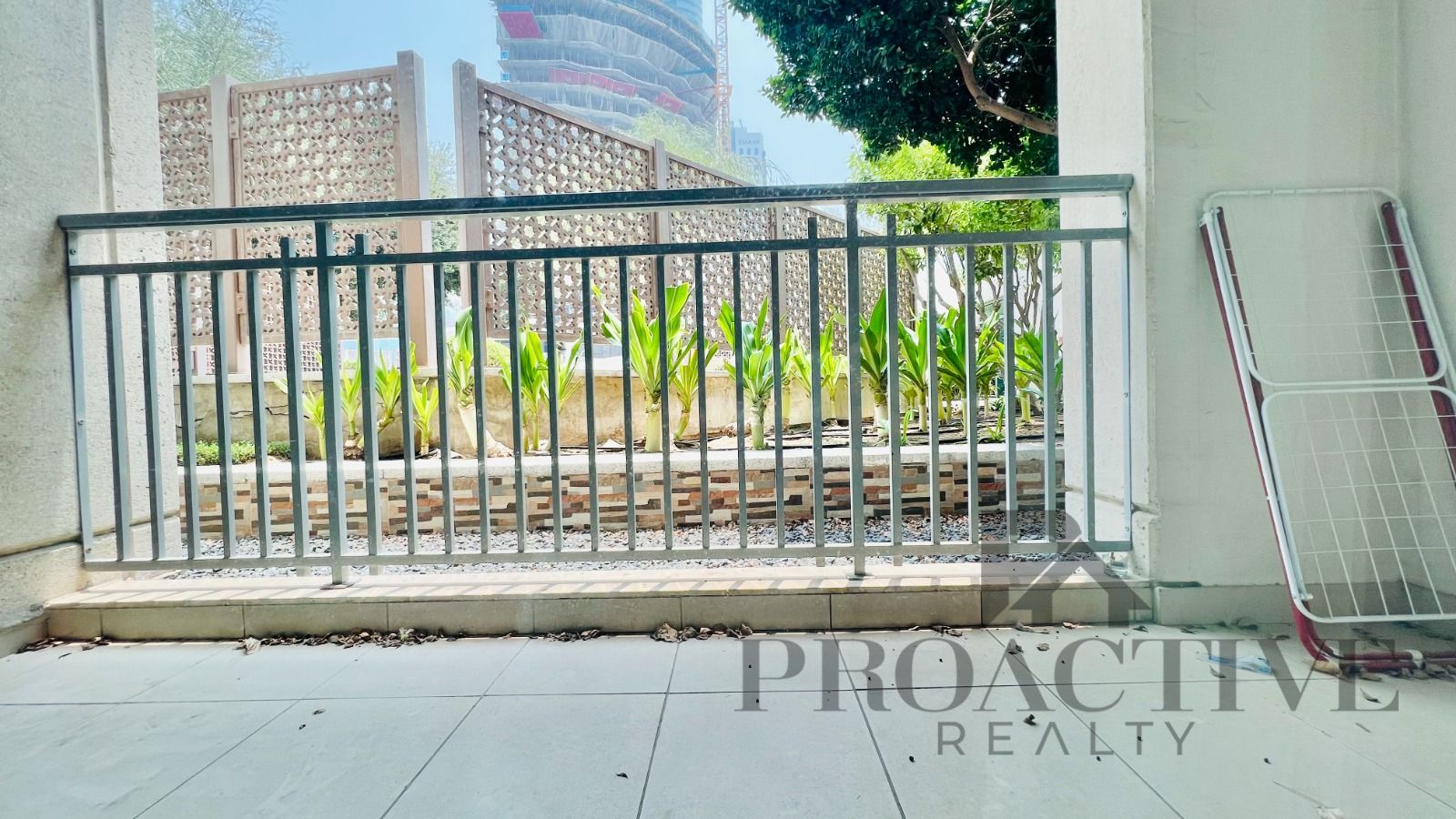 Upgraded Furnished 1BR | Bright unit | BURJ VIEWS
