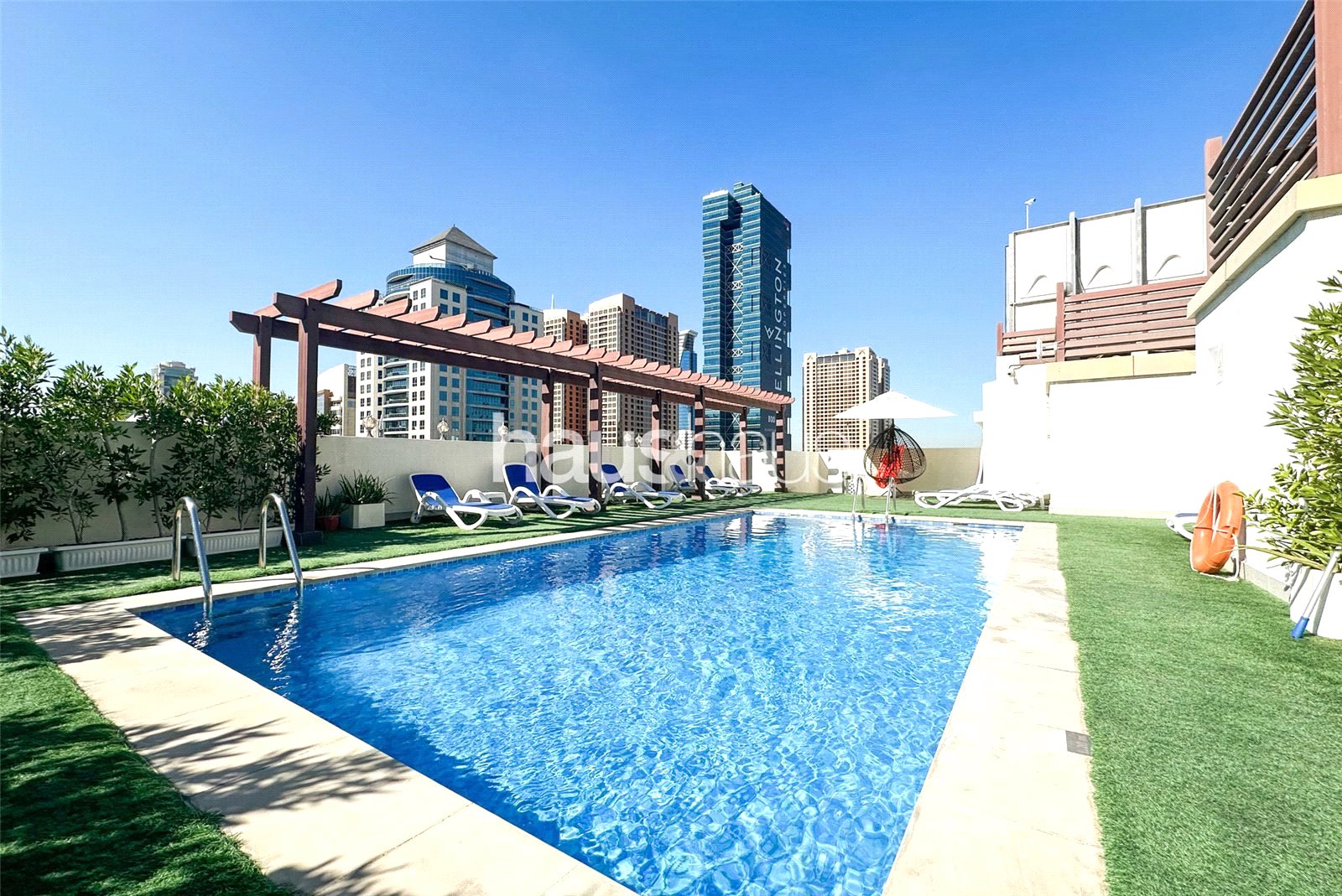 Bills Included | Close to Metro | Vacant