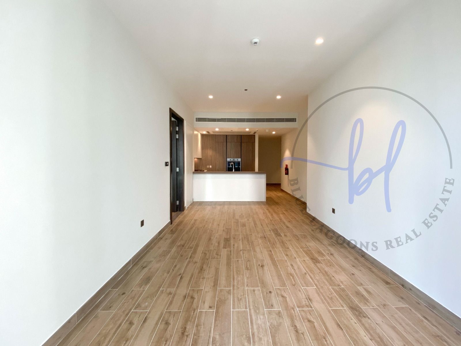 Branded Apt | Expansive Layout | Vacant End Feb