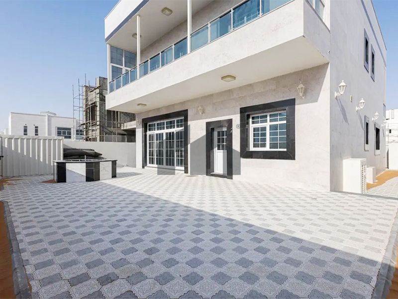 5BR Villa+Elevator |Prime Location |Ready to Move
