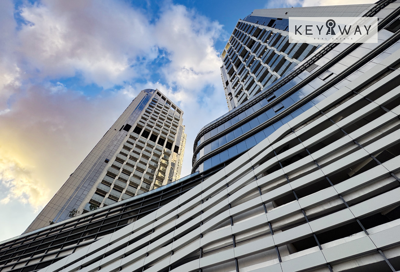 Fully Furnished | High Floor | Skyline View