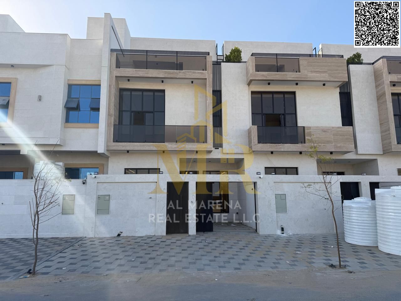 A distinctive villa in Al Yasmin, featuring 5 master bedrooms, two floors, a rooftop terrace, a majlis (formal sitting room), and a large living room,