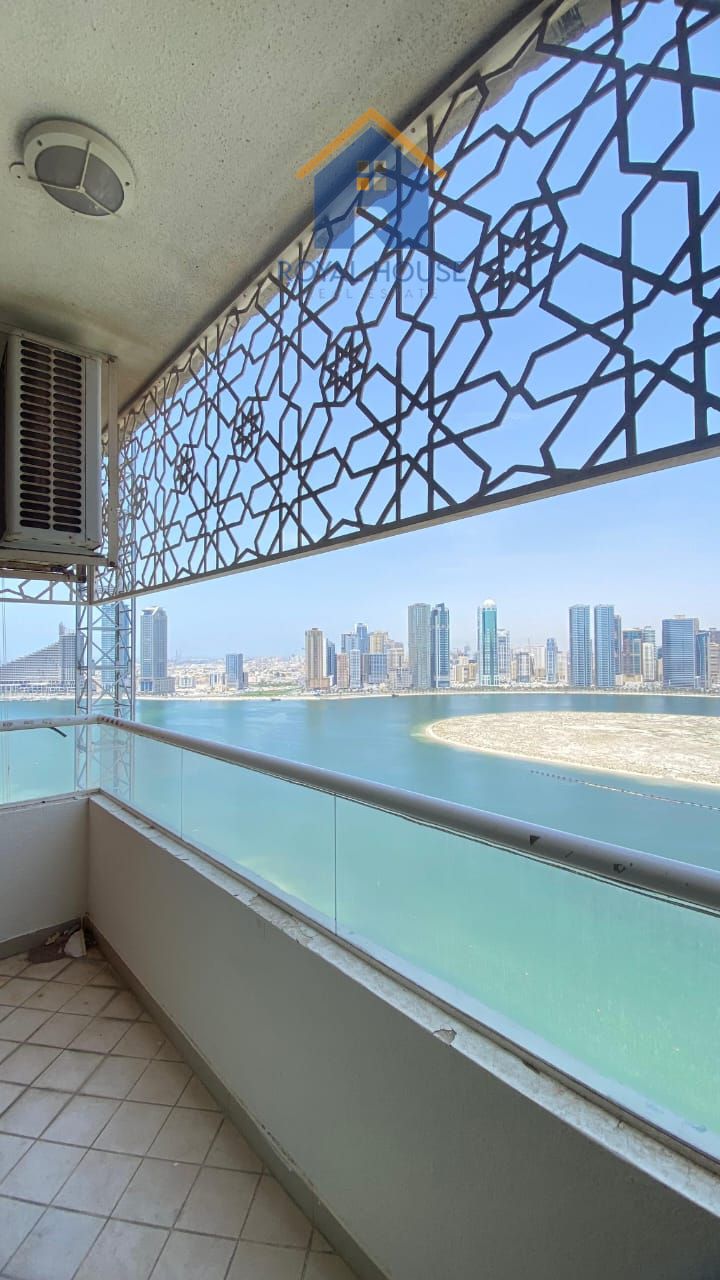 2 free parking spaces | Sea view | Maid's room