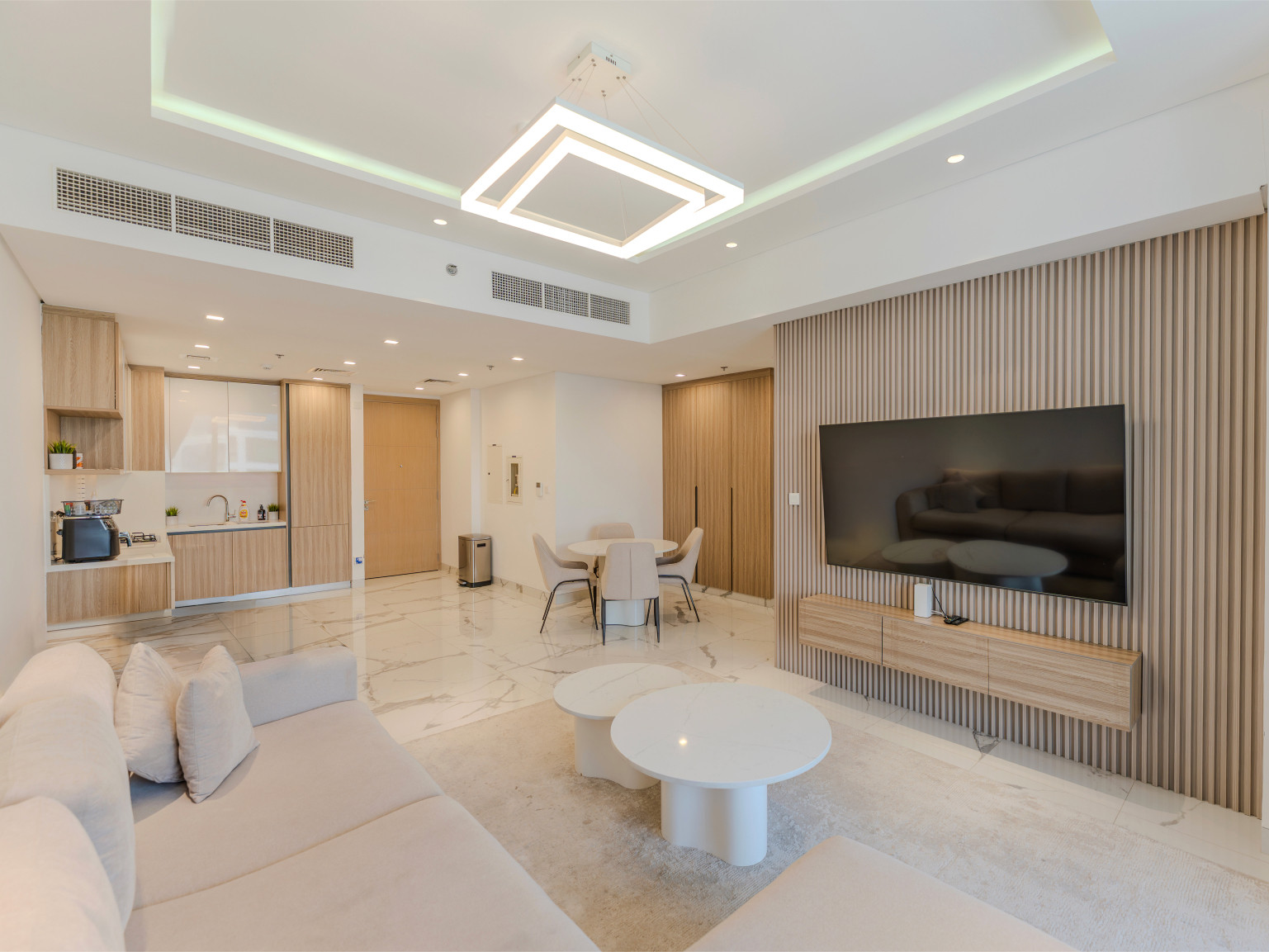 Fully Furnished Unit | Modern Layout | Tenanted