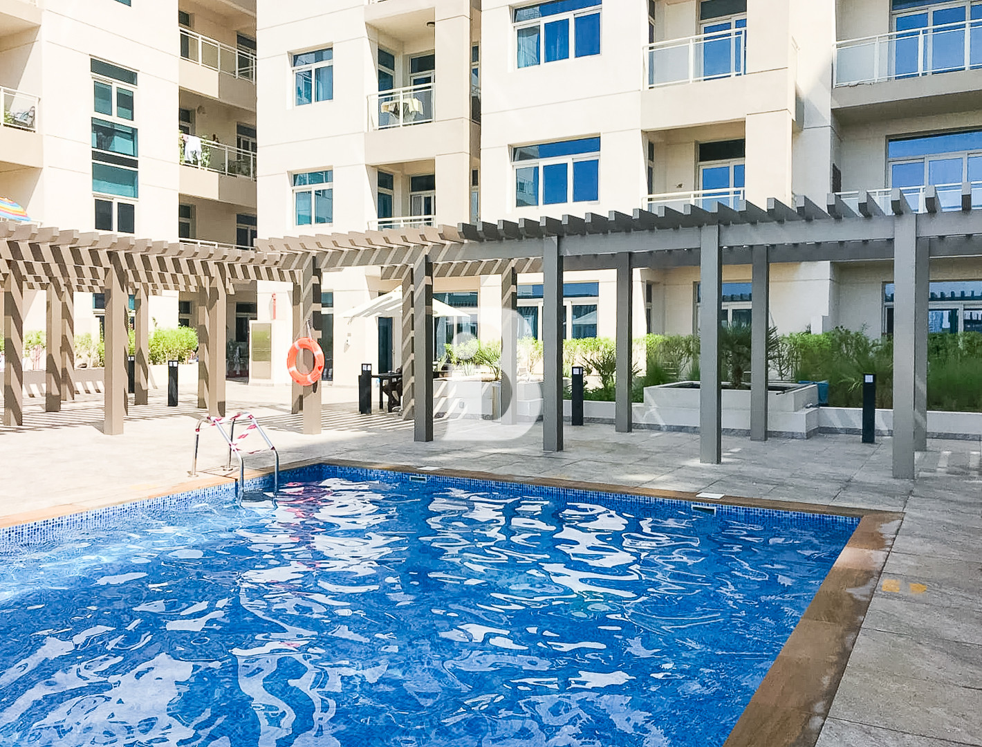 AVAILABLE FROM MARCH | CLOSE TO METRO STATION