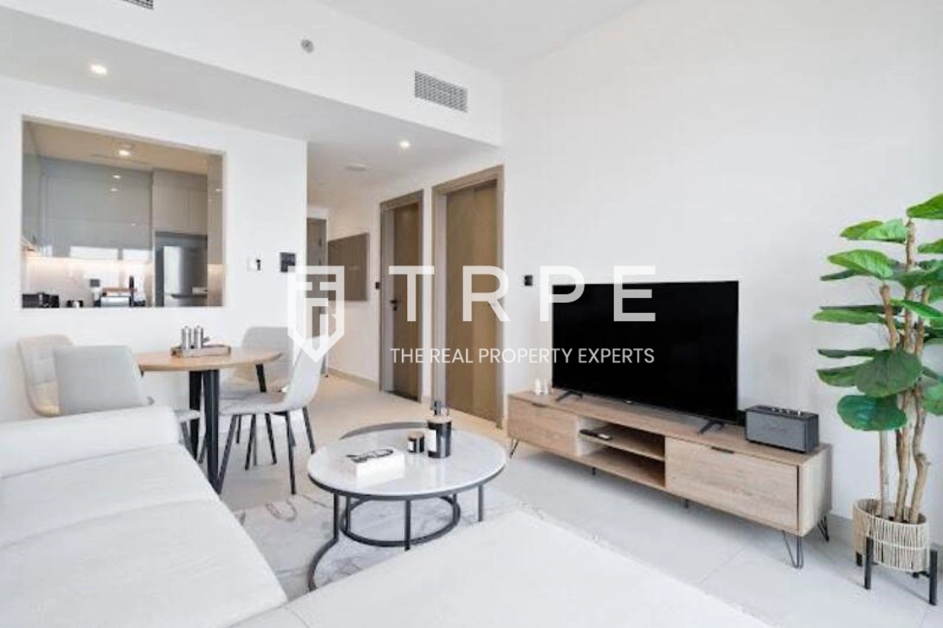 High Floor l Ready to Move In l Fully Furnished