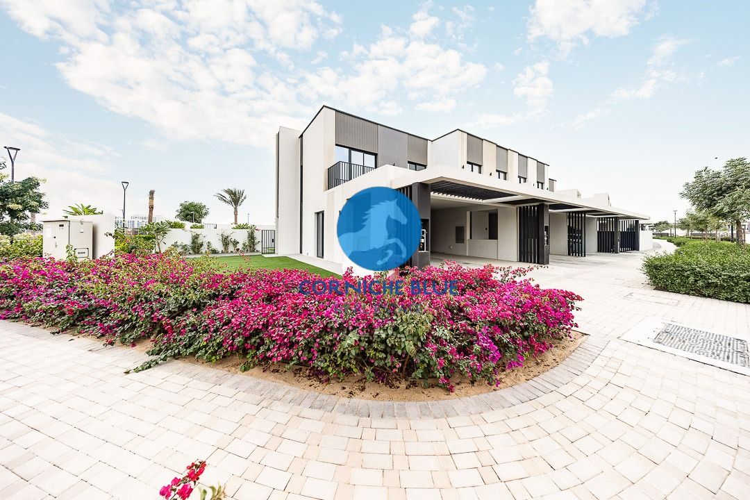Single Row | Spacious 4 Bedroom + Maids | Unfurnished