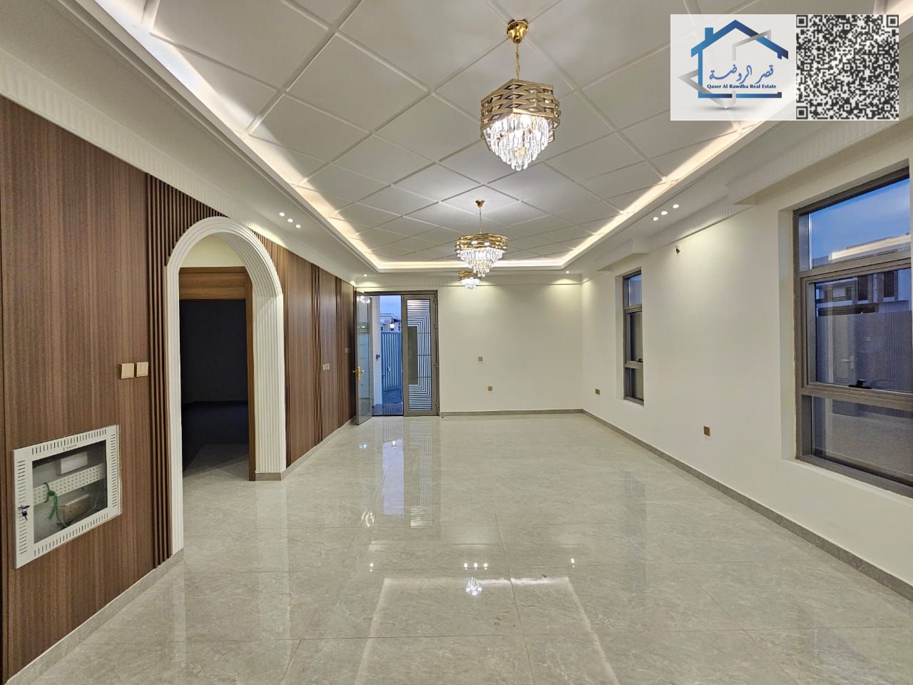 A luxury villa for sale in the Al Bahia area, with two floors and a roof, modern design and spacious spaces with reception halls and integrated family