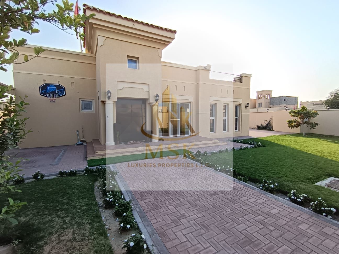 WELL MAINTAINED 3 BR VILLA | AL WARQA 4