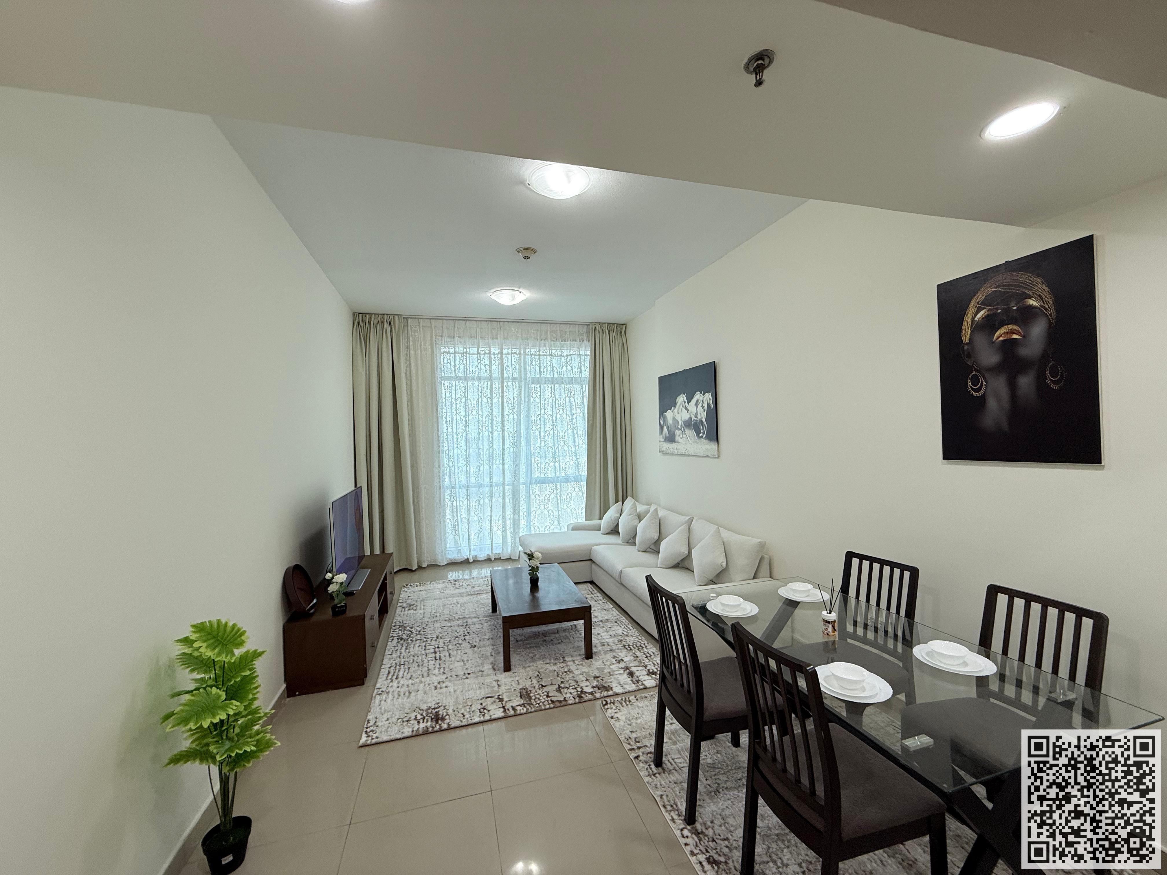 Luxury Apartment One bedroom and living room with a sea view for monthly rent in Ajman Corniche, Al Ittihad Tower. Fully furnished