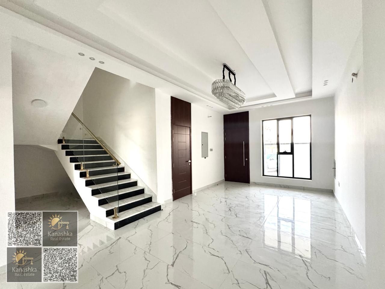 Spacious 5BR Townhouse Villa | Prime Location Next to Hamidiya Park Ajman | 1.35M
