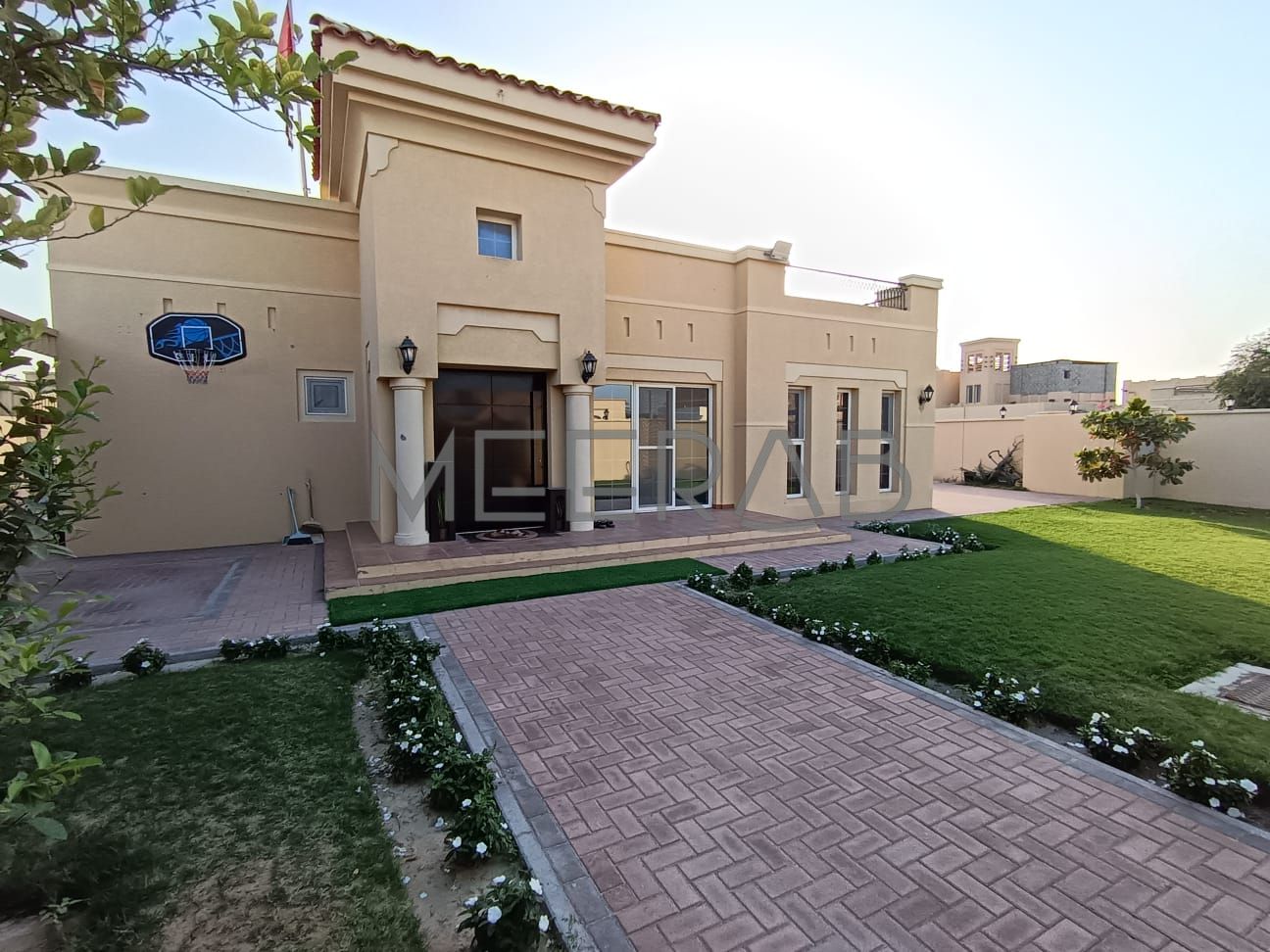 INDEPENDENT VILLA | 3 BEDS PLUS MAID | PVT GARDEN