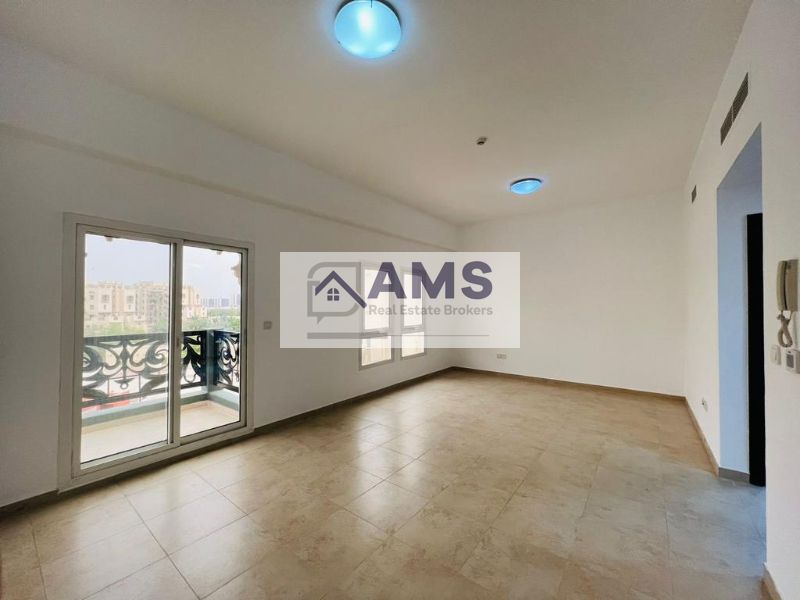 1 Bed I Closed Kitchen I Balcony I Well Maintained