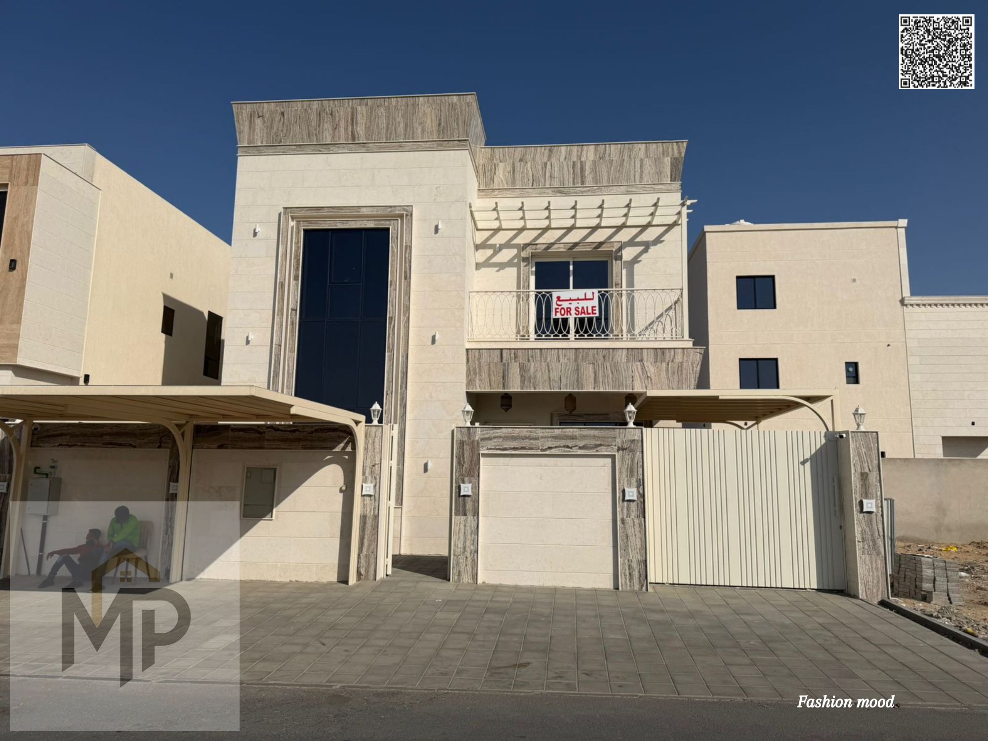 Villa|5 master rooms, majlis, 2 halls, maid room| freehold | the price included water, electricity fees, and central A\C.