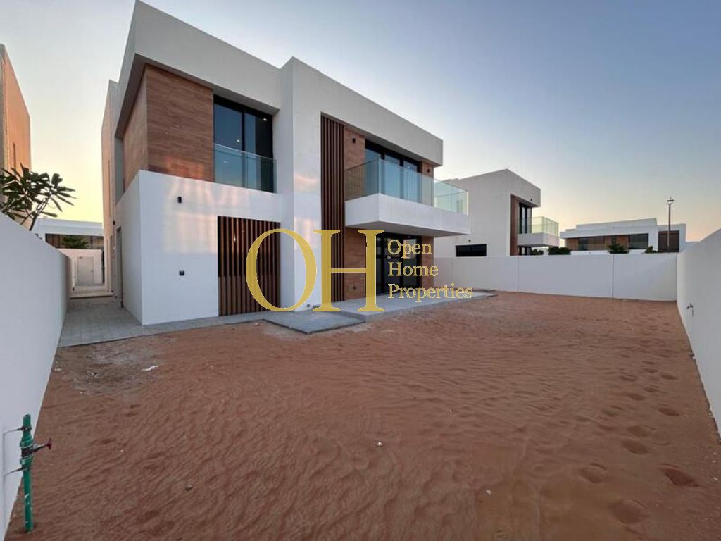 Elegant Living | Premium Location | Community View