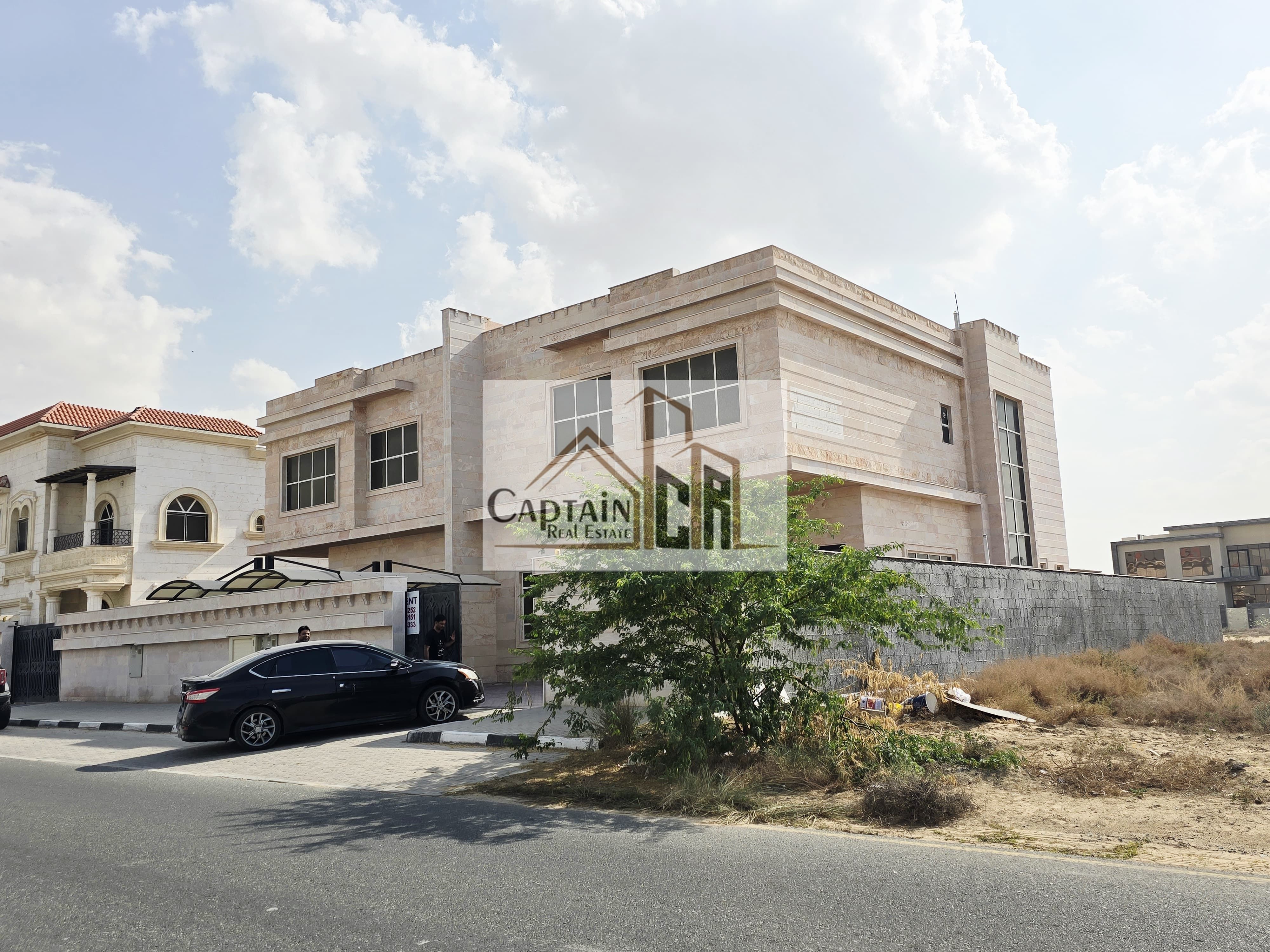 Grand Family Living | Elegant 4BR Villa with Maid’s Room & Private Garage in Al Hoshi