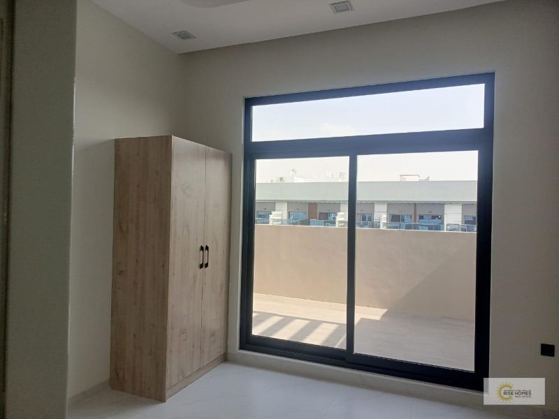 PRIME LOCATION | READY TO MOVE | LUXURY LIVING